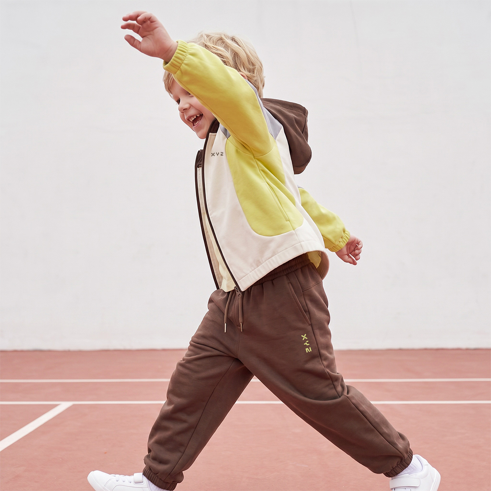 XYZ Hooded Long Sleeves Sweatshirt and Joggers Set with Colourblock Design-boys-clothing-setsandcoords-image-7