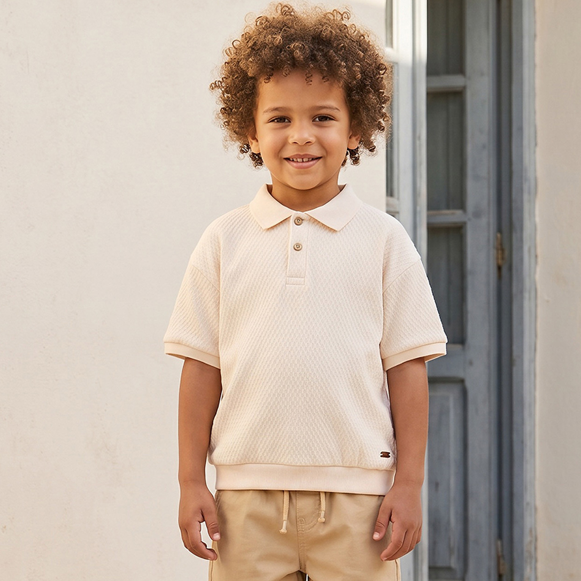 تيشيرت بولو بياقة عادية وأكمام قصيرة مع تصميم محبب من إليغو-boys-clothing-tshirtsandpolos-image-1