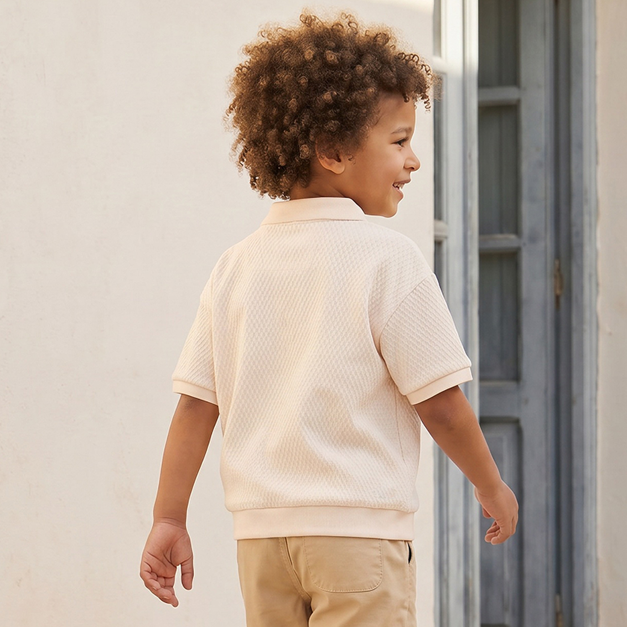 تيشيرت بولو بياقة عادية وأكمام قصيرة مع تصميم محبب من إليغو-boys-clothing-tshirtsandpolos-image-3