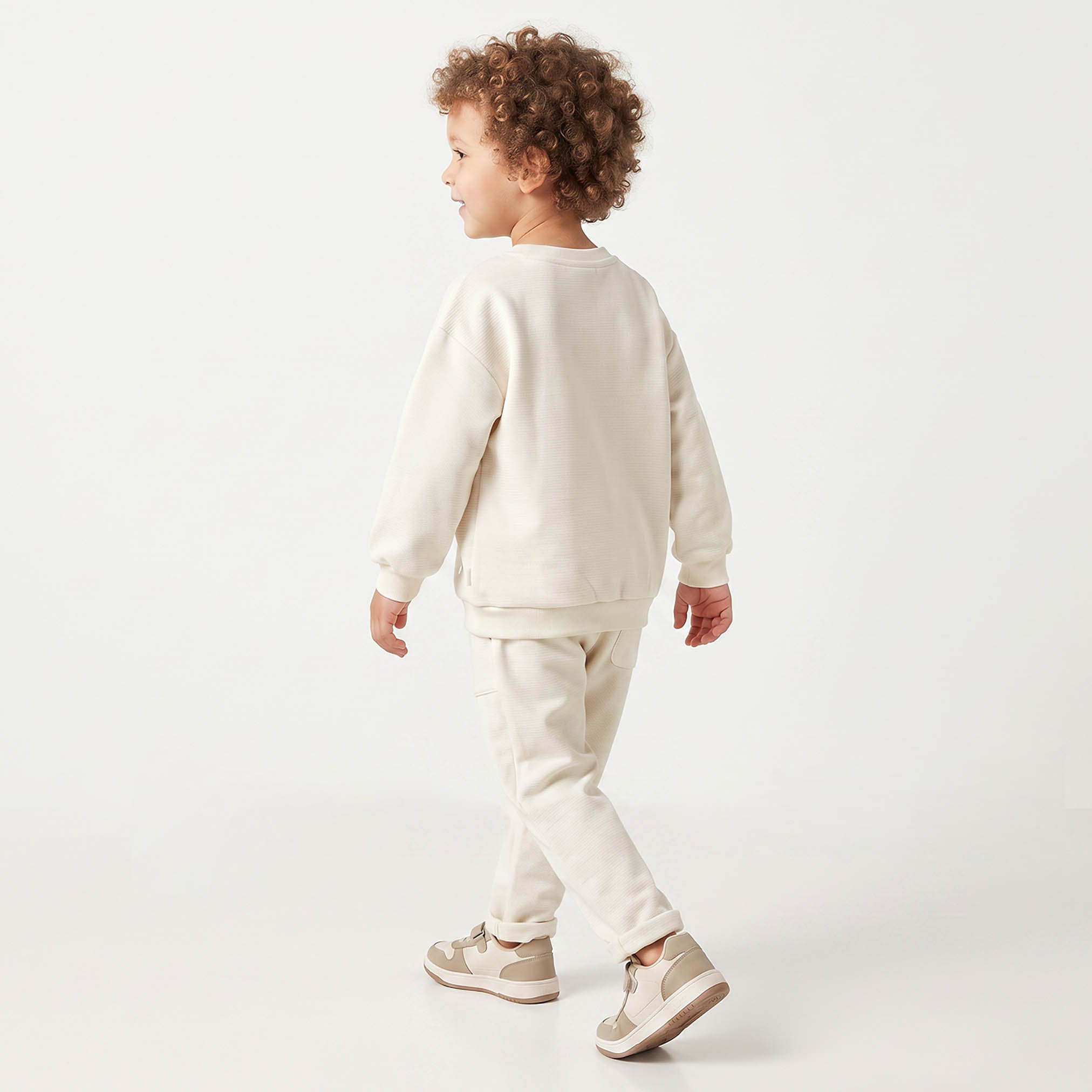 Eligo Crew Neck Long Sleeves Sweatshirt and Joggers Set with Drawstring Closure-boys-clothing-setsandcoords-image-4