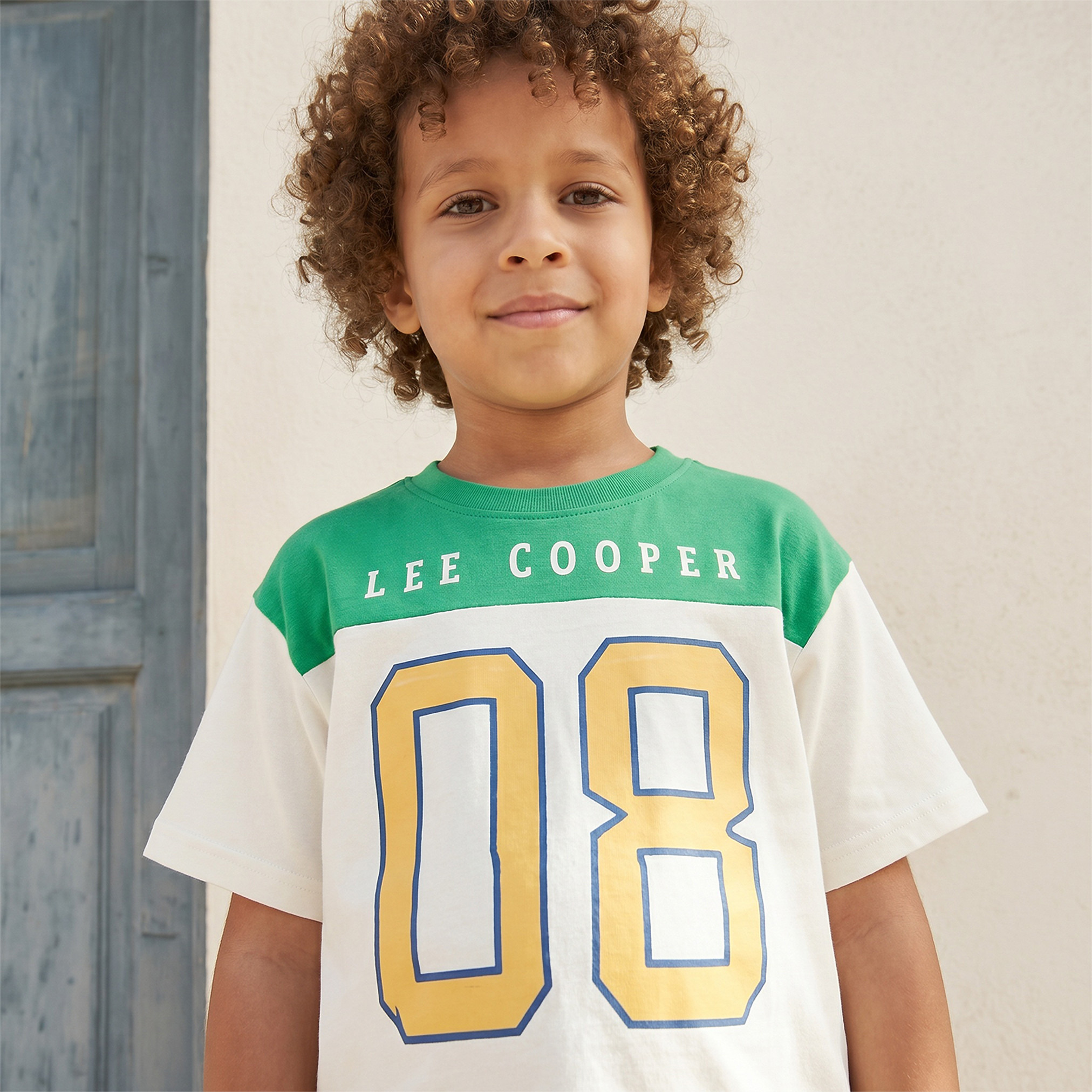 تيشيرت بياقة ضيقة وأكمام قصيرة وطبعات شعار من لي كوبر-boys-clothing-tshirtsandpolos-image-5