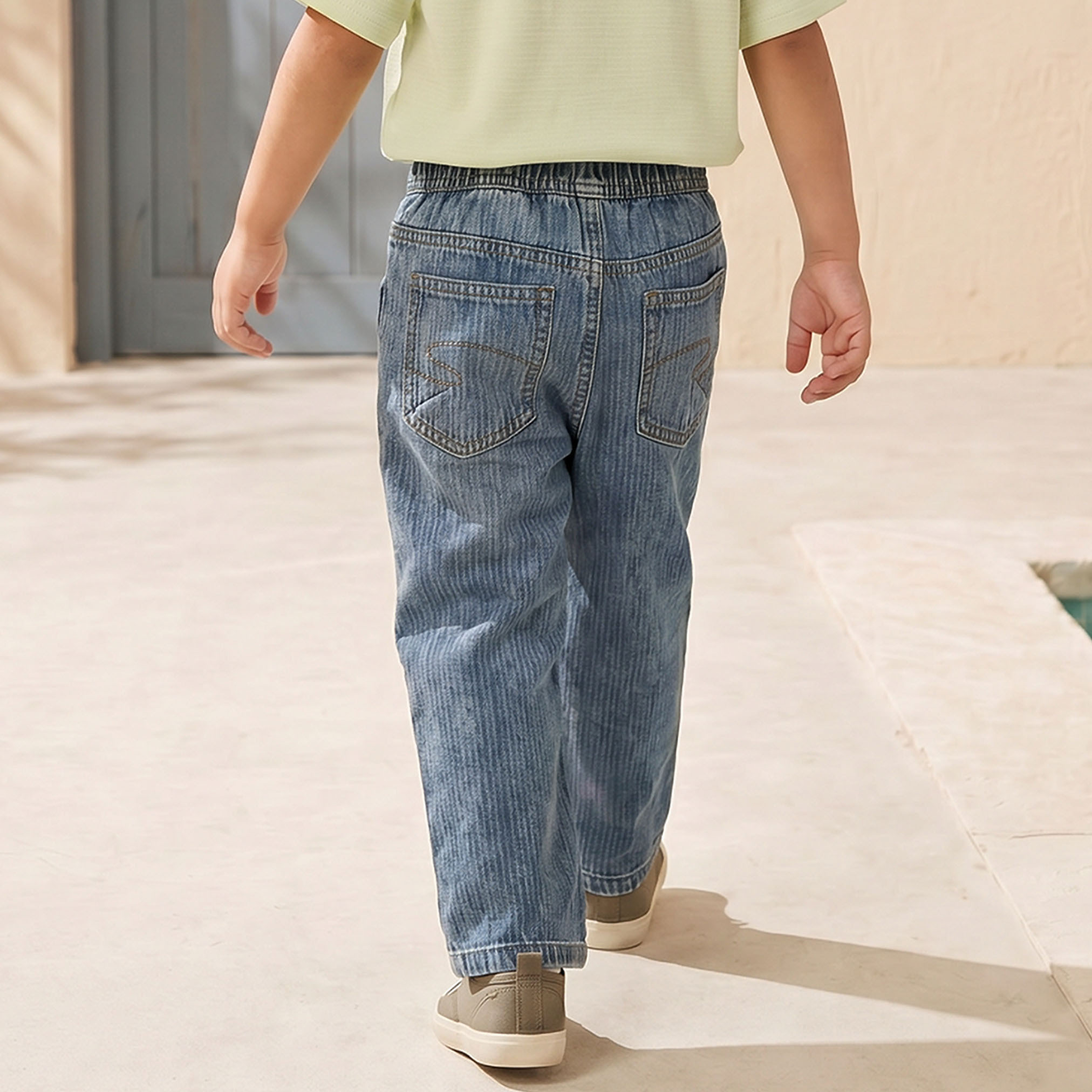 بنطلون جينز بخصر مطاطي من لي كوبر-boys-clothing-bottoms-jeans-image-3