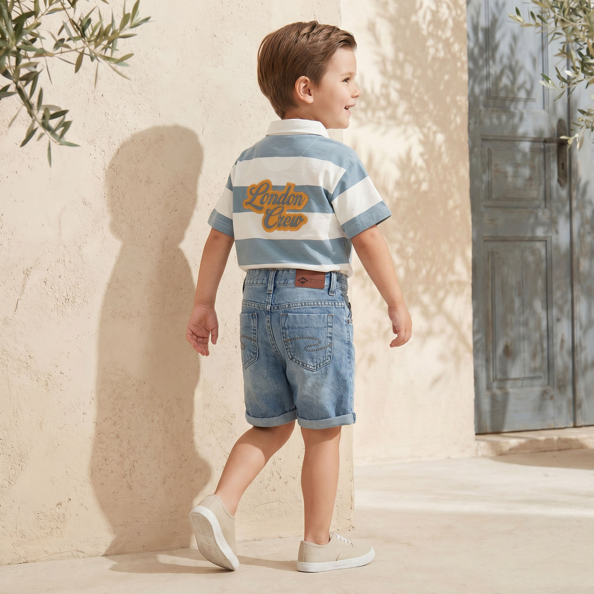 Lee Cooper Knee Length Mid-Rise Shorts with Distressed Detail-baby-boys-clothing-bottoms-shorts-image-2
