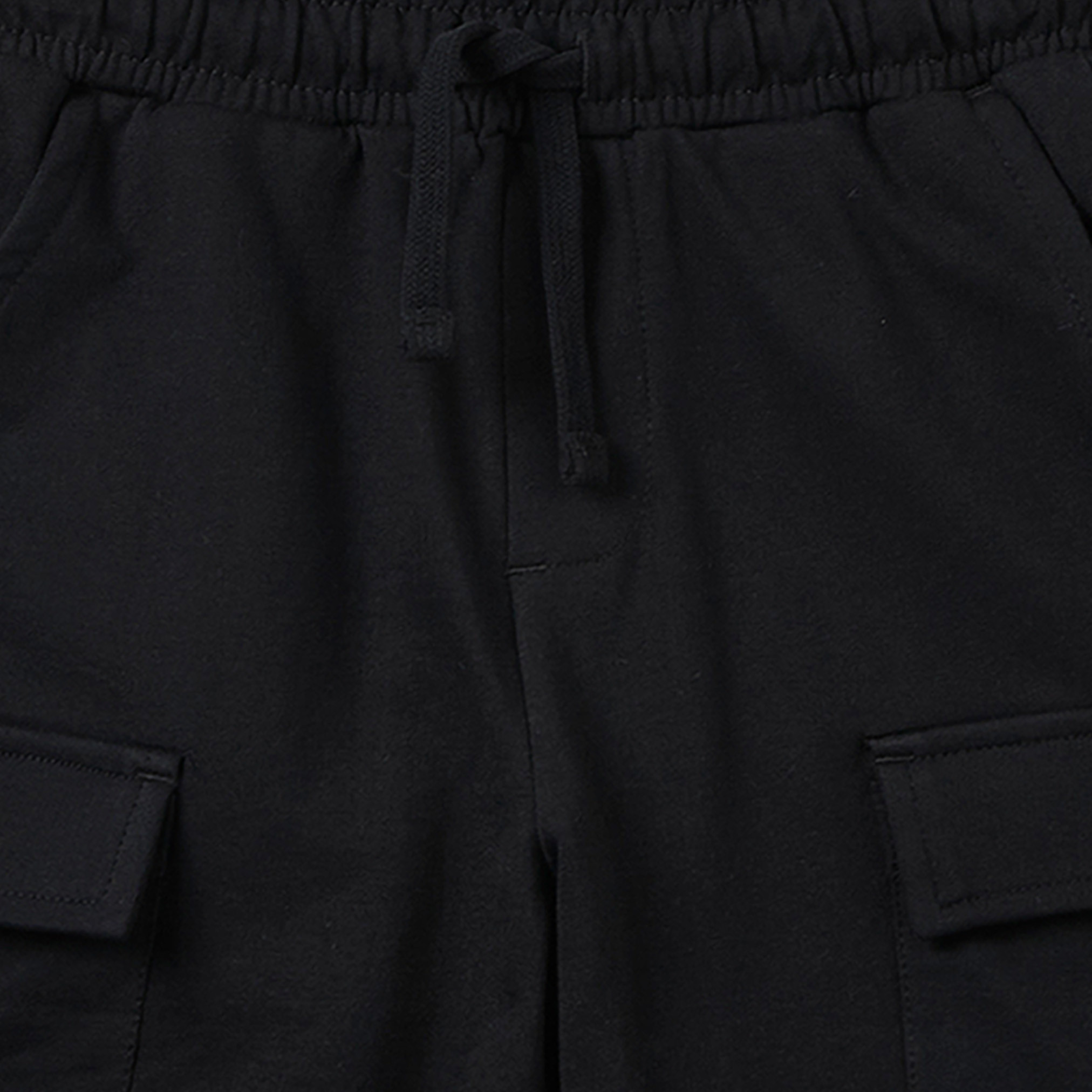 طقم تيشيرت بياقة ضيقة وأكمام قصيرة وشورت بطبعات من ديزني-boys-clothing-setsandcoords-image-6