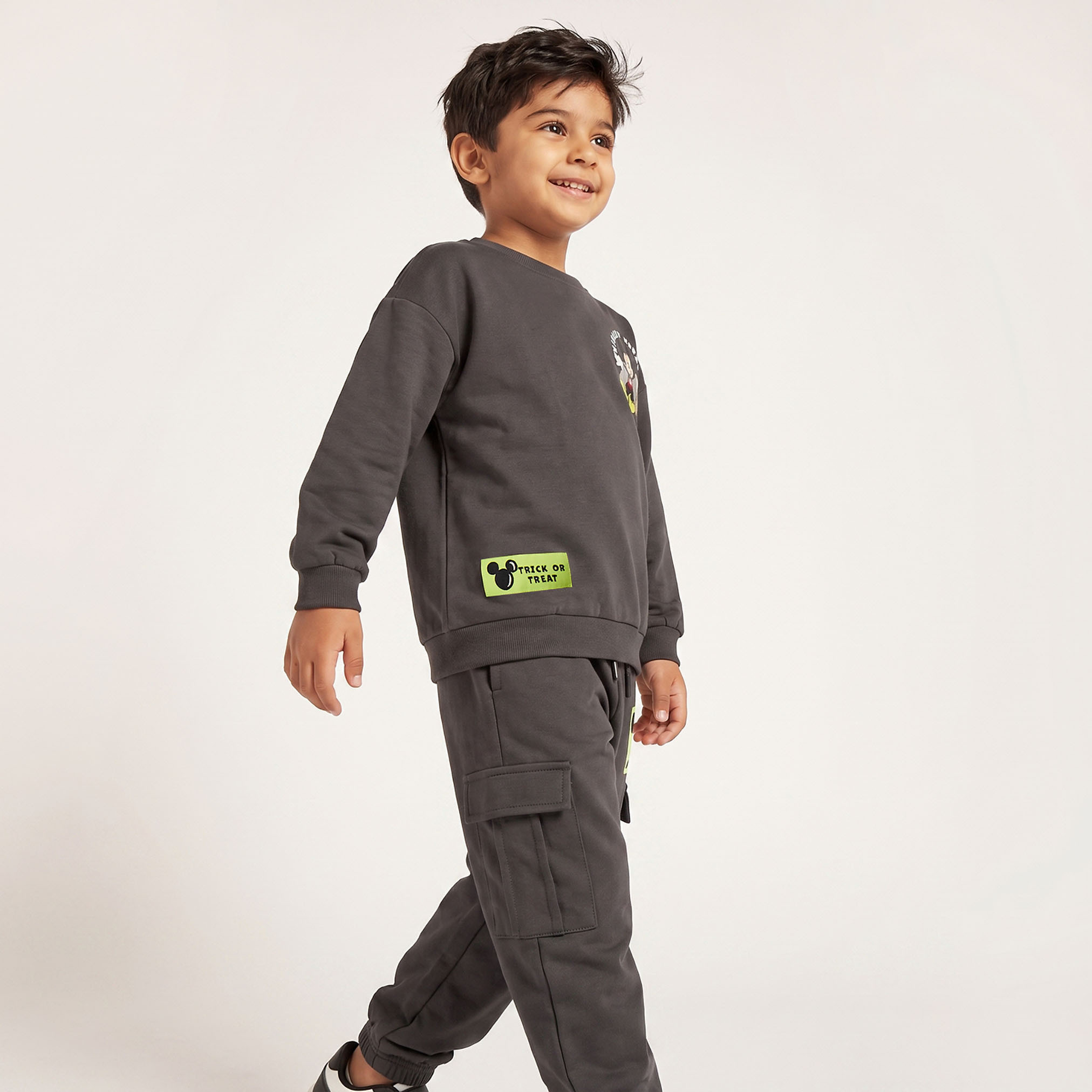 Crew Neck Long Sleeves Sweatshirt and Joggers Set with Mickey Mouse Print-boys-clothing-setsandcoords-image-5
