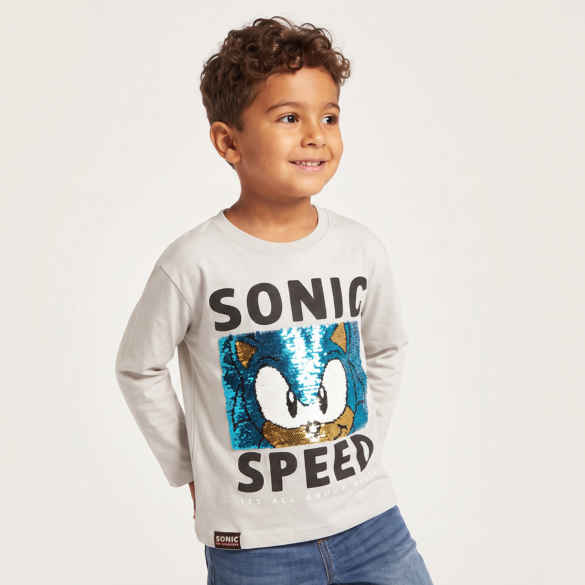 تيشيرت بياقة ضيقة وأكمام طويلة وتفاصيل ترتر-boys-clothing-tshirtsandpolos-image-1