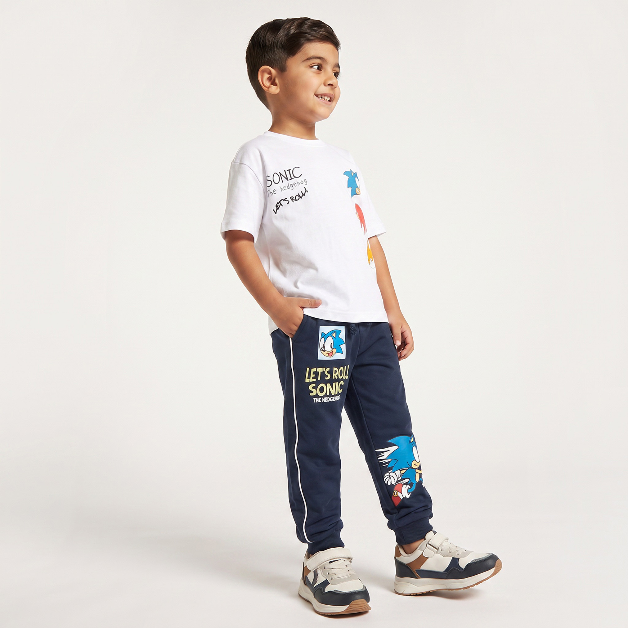 بنطلون رياضي بطبعات سونيك ورباط خصر مطاطي-boys-clothing-bottoms-joggersandtrackpants-image-5