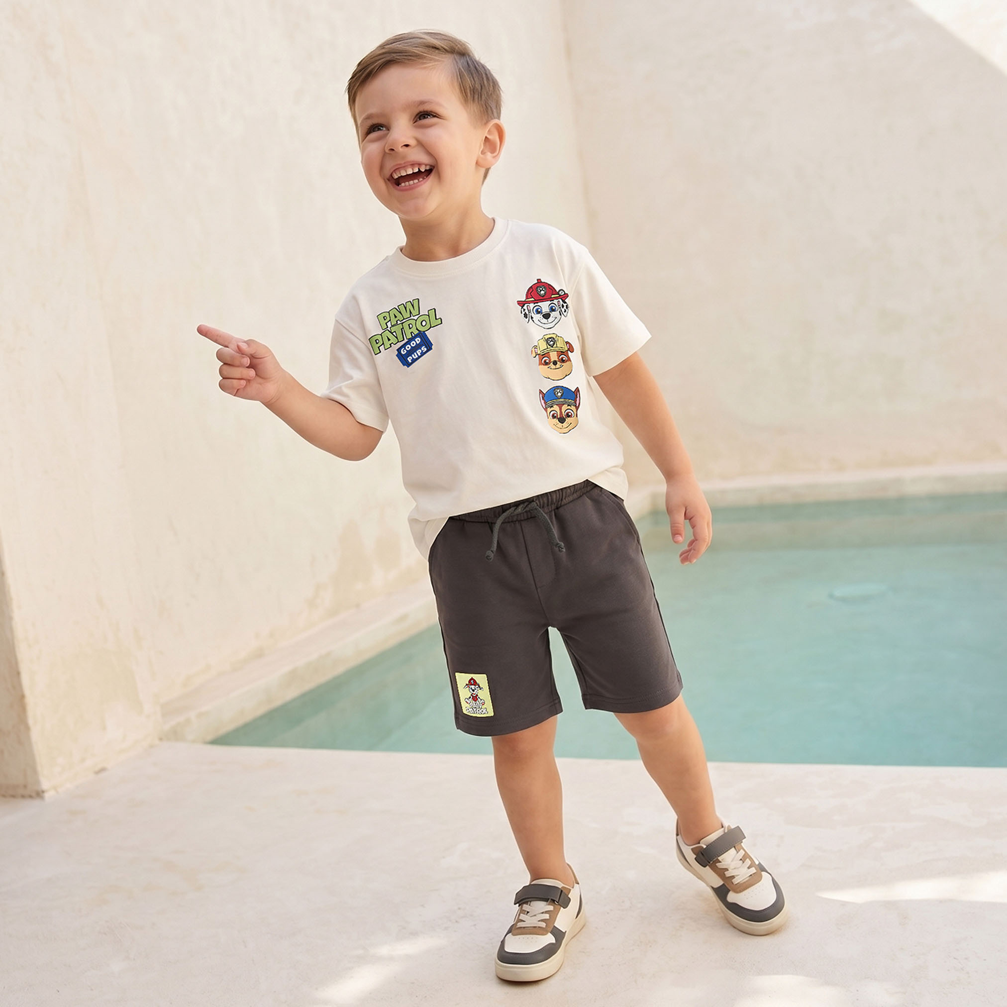 Crew Neck Short Sleeves T-shirt and Shorts Set with PAW Patrol Print-boys-clothing-setsandcoords-image-1