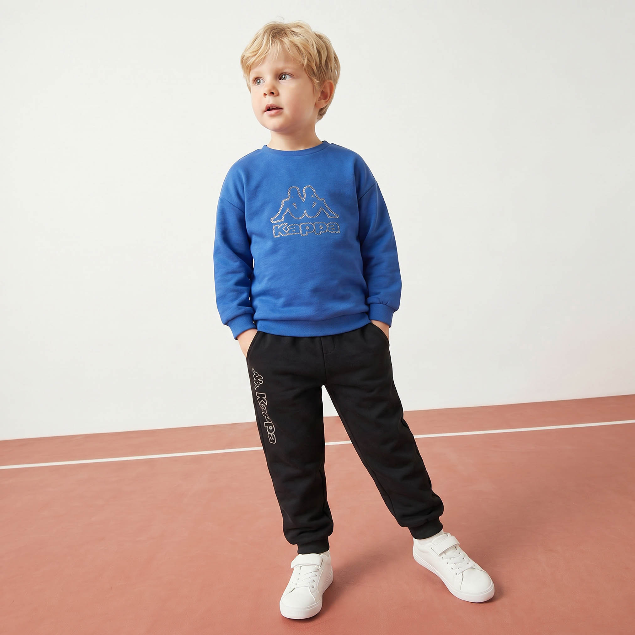 بنطلون رياضي بخصر مطاطي برباط وطبعات شعار من كابا-boys-clothing-bottoms-joggersandtrackpants-image-5