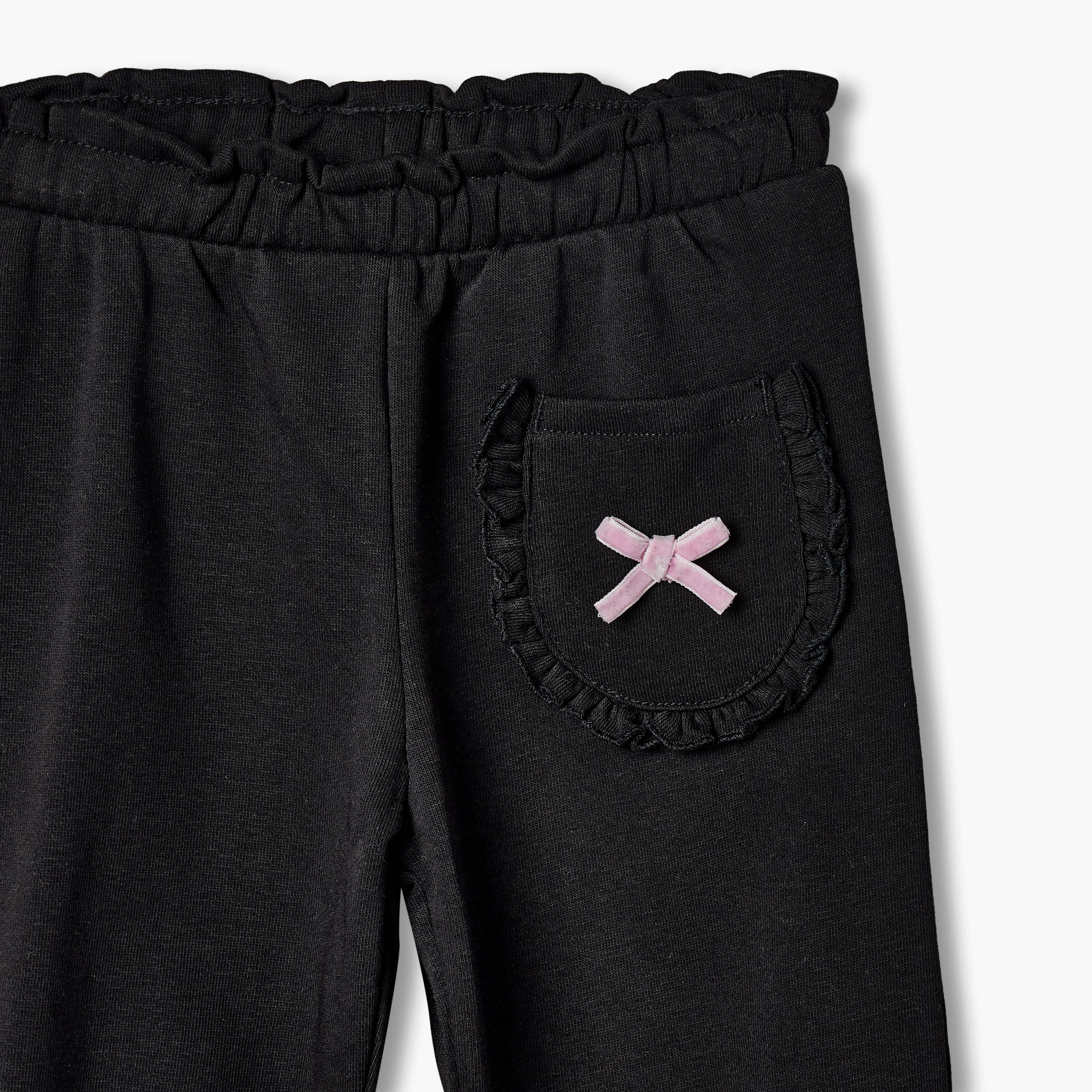 بنطلون رياضي بخصر مطاطي وجيوب بكشكش من جونيورز - طقم من قطعتين-baby-girls-clothing-bottoms-joggersandtrackpants-image-5