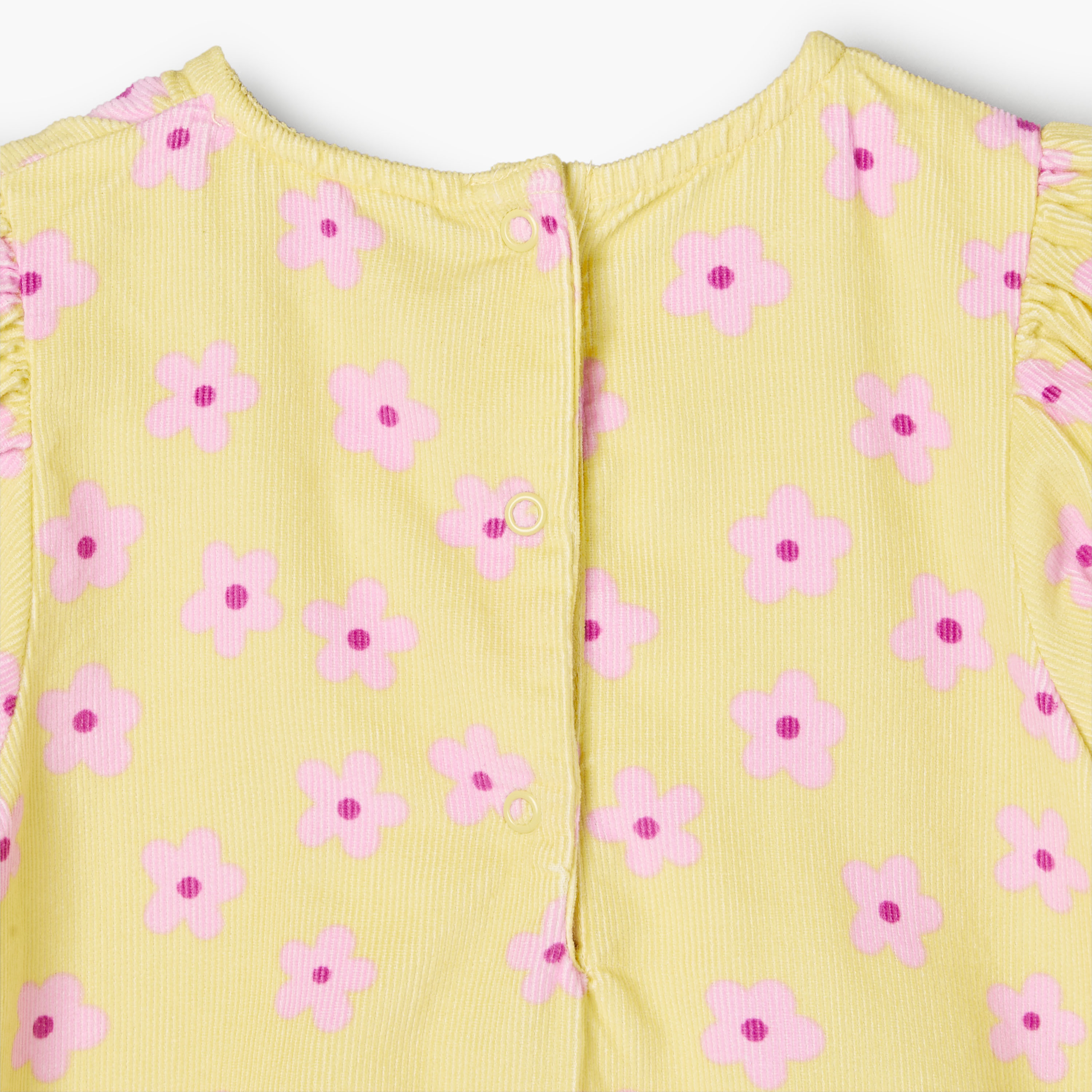 فستان بياقة مستديرة بأكمام قصيرة بطول الركبة بطبعات زهور من جونيورز-baby-girls-clothing-dressesandjumpsuits-image-5