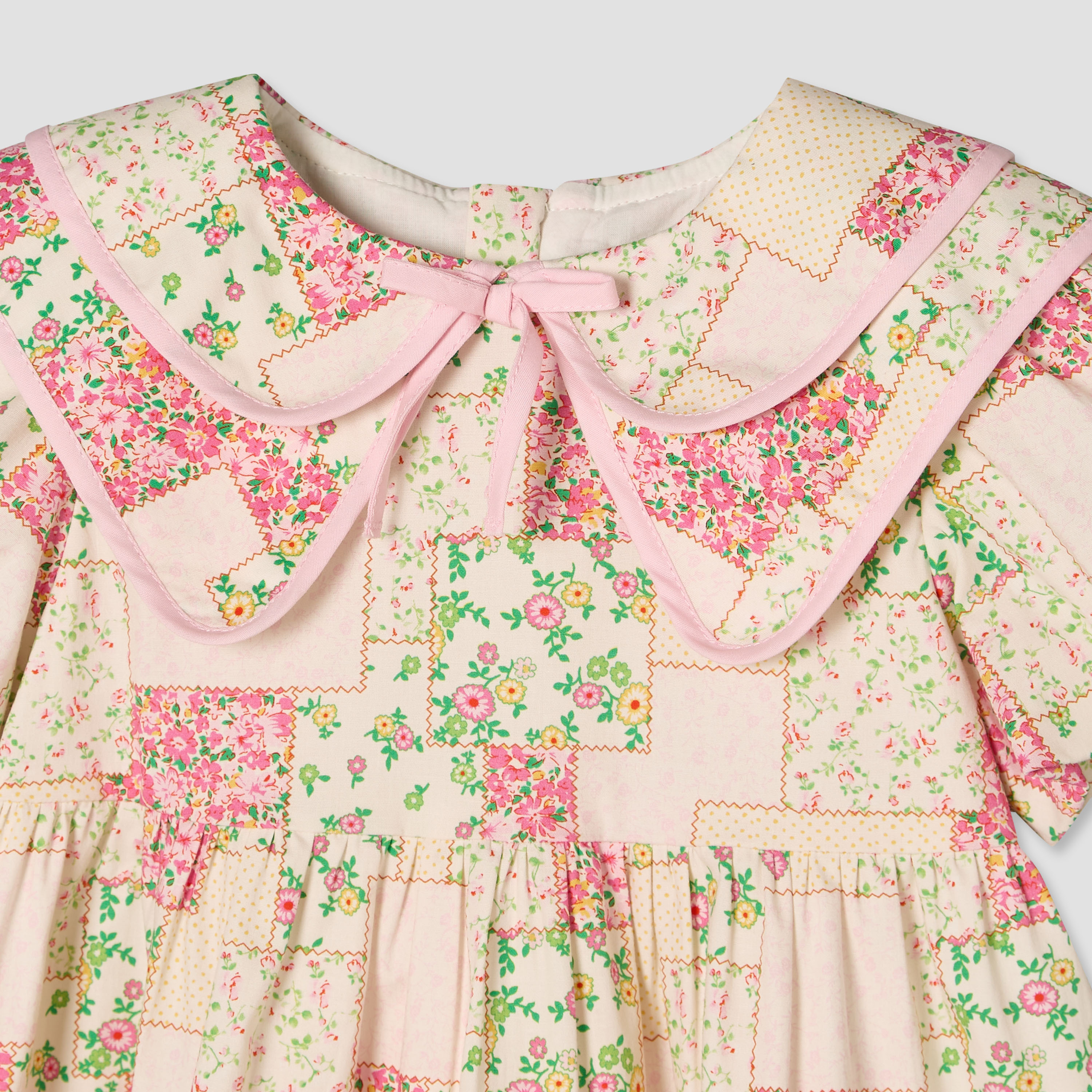 فستان إيه لاين بطول الركبة وياقة مستديرة وأكمام قصيرة مع شريطة رأس من جونيورز-baby-girls-clothing-dressesandjumpsuits-image-5