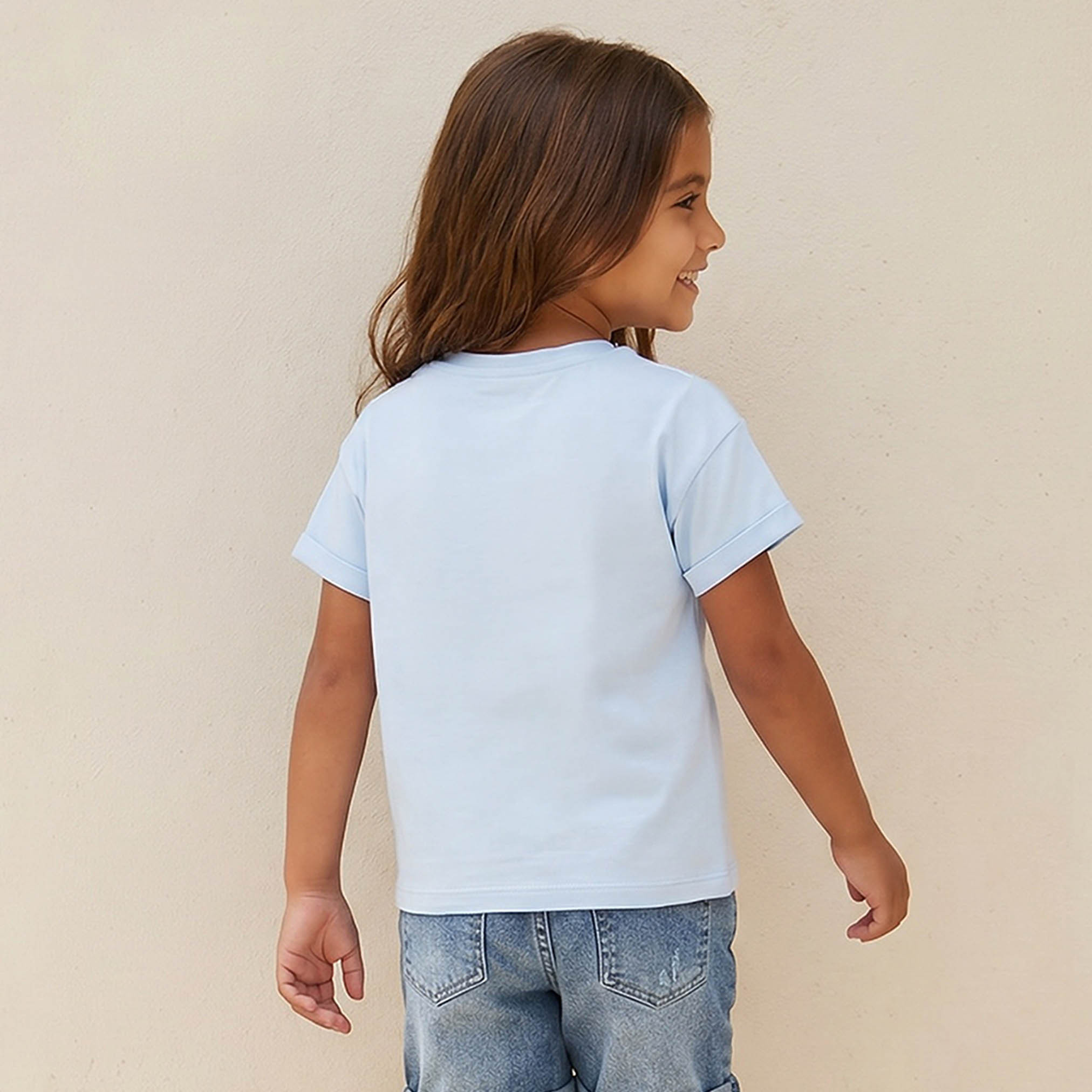 تيشيرت بياقة ضيقة وأكمام قصيرة وطبعات فيونكة من جونيورز-girls-clothing-tshirts-image-3