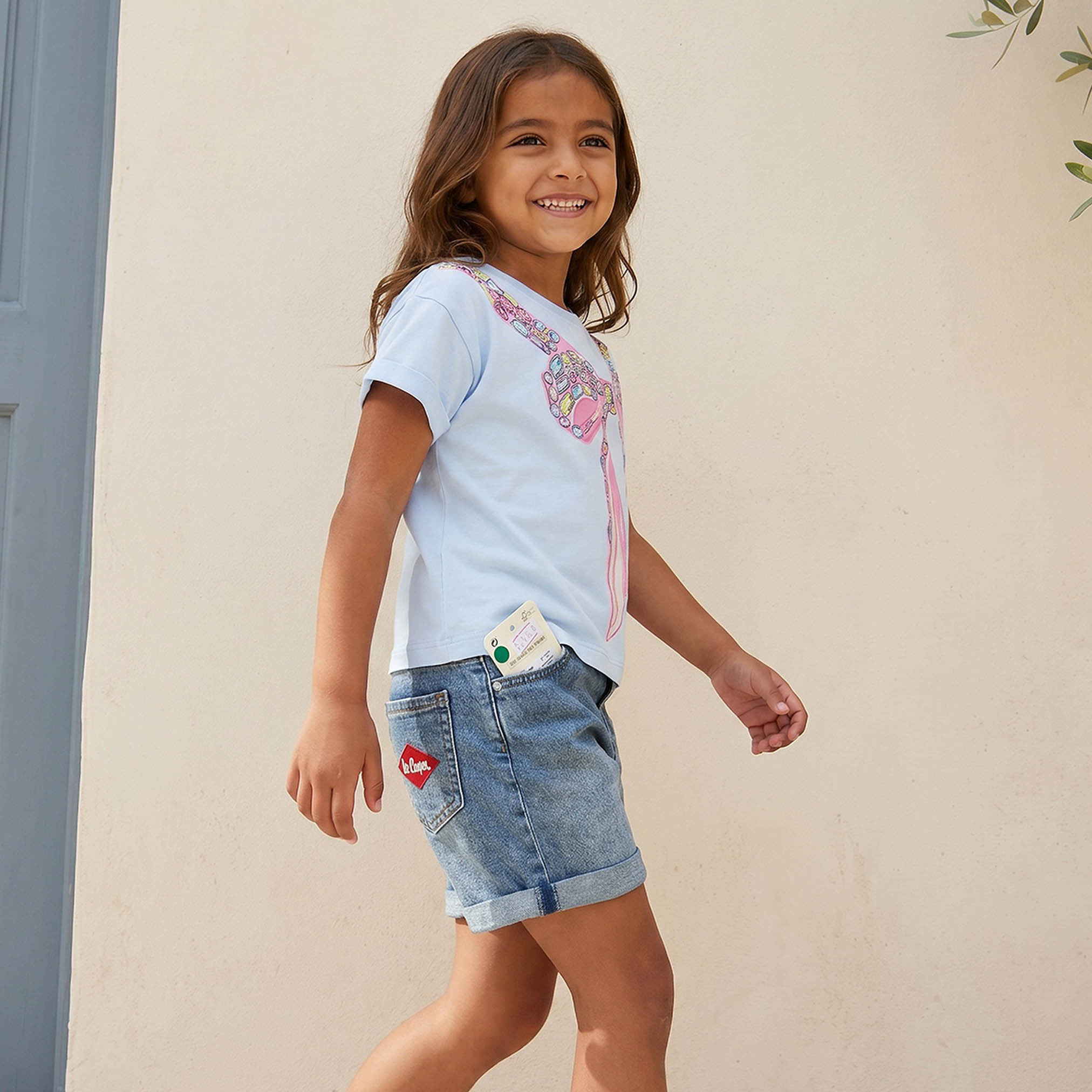 تيشيرت بياقة ضيقة وأكمام قصيرة وطبعات فيونكة من جونيورز-girls-clothing-tshirts-image-5