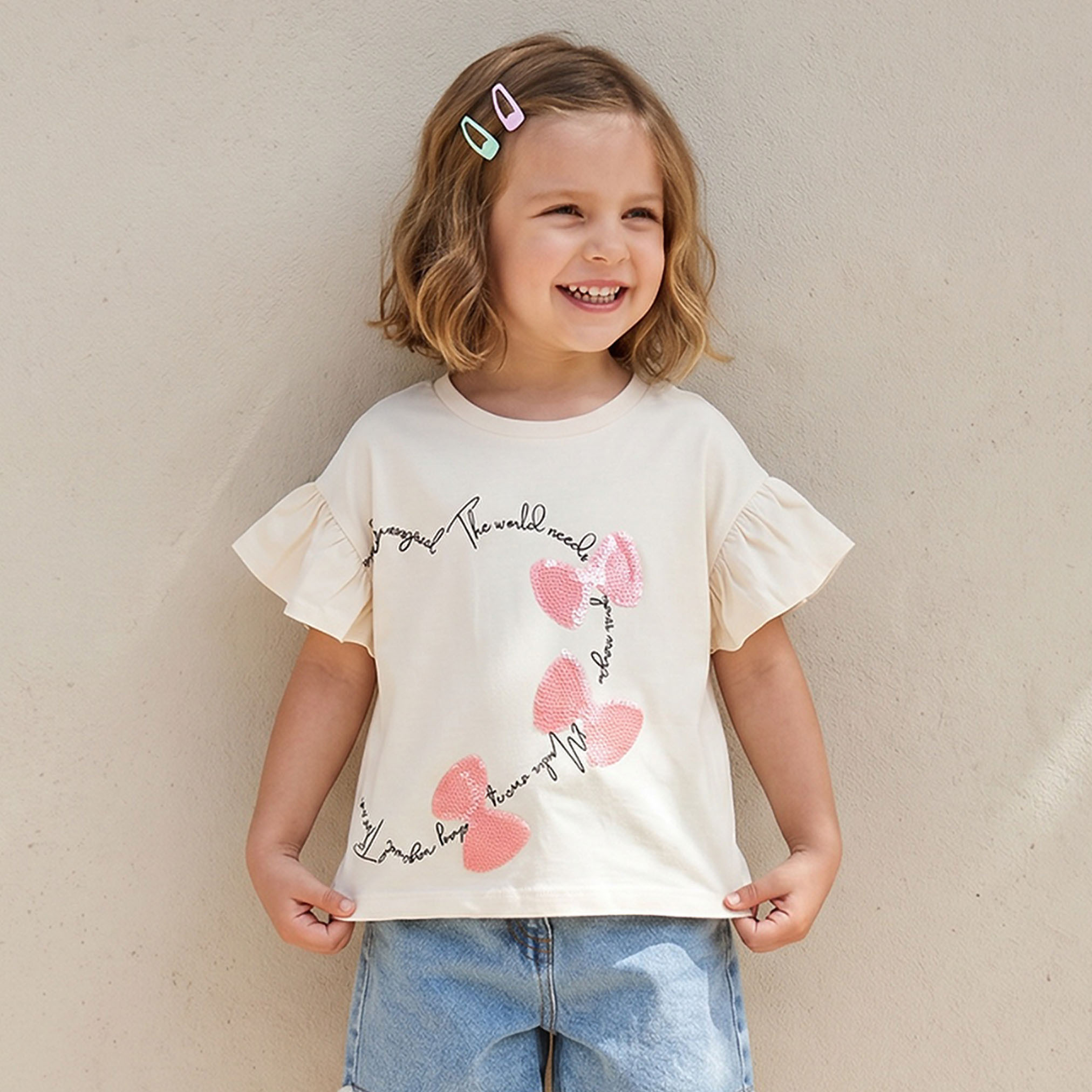 تيشيرت برقبة مستديرة وأكمام قصيرة وطبعات شعار من جونيورز-girls-clothing-tshirts-image-1