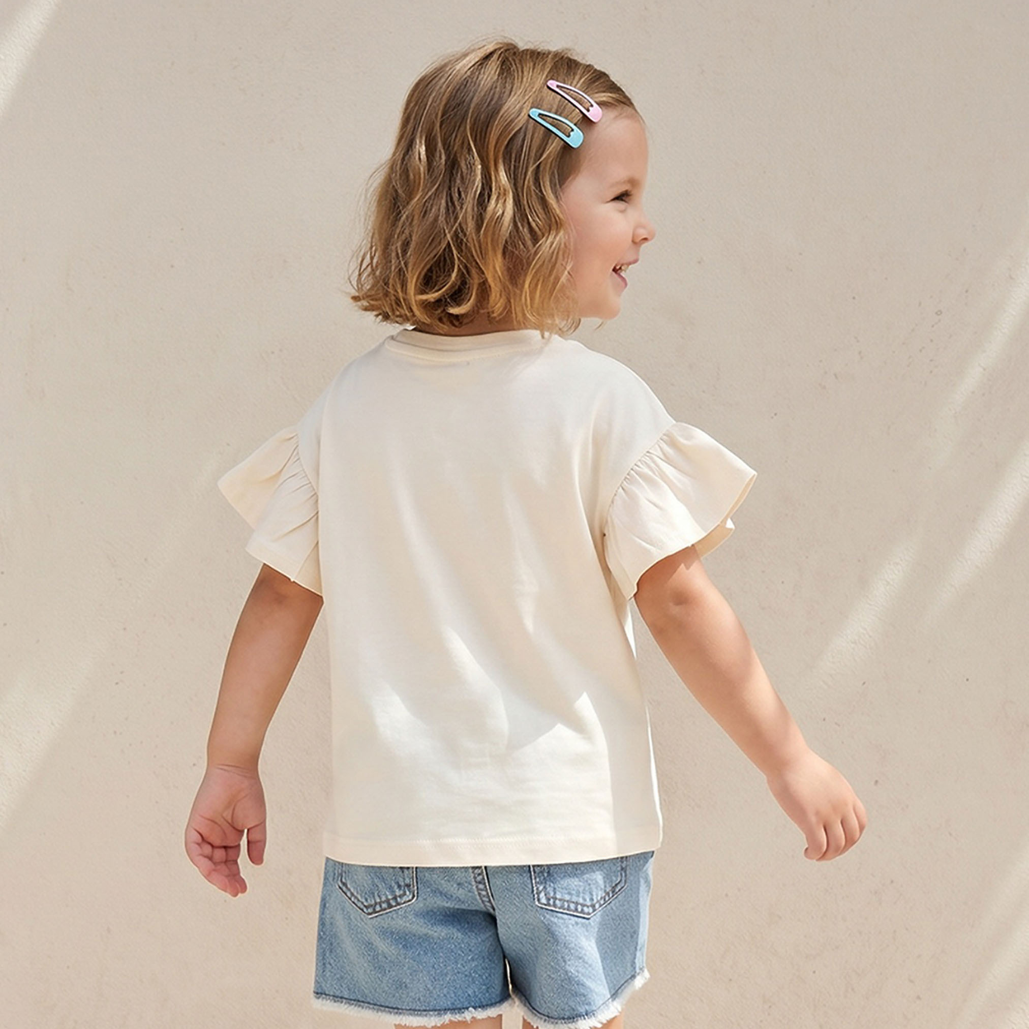 تيشيرت برقبة مستديرة وأكمام قصيرة وطبعات شعار من جونيورز-girls-clothing-tshirts-image-3