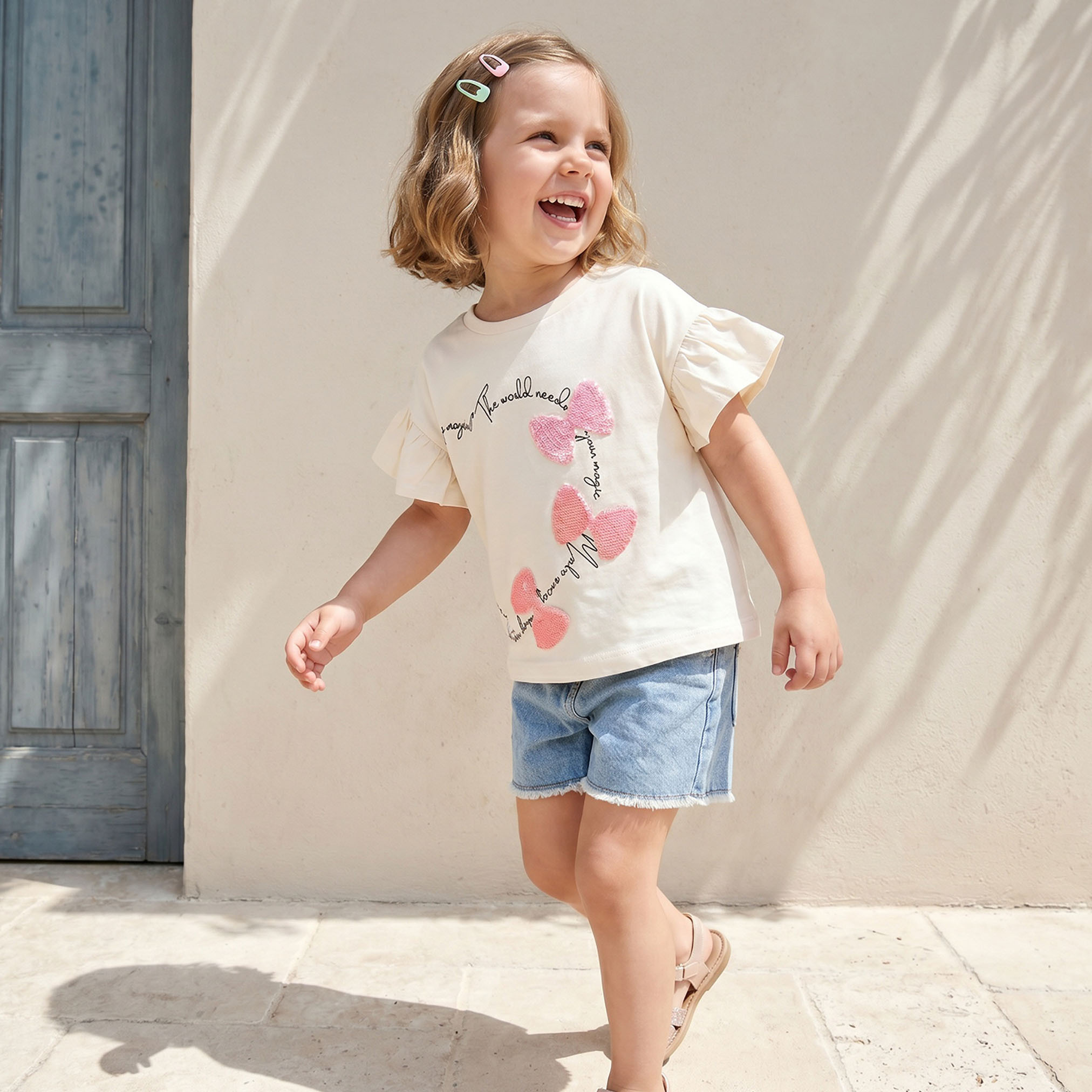 تيشيرت برقبة مستديرة وأكمام قصيرة وطبعات شعار من جونيورز-girls-clothing-tshirts-image-5