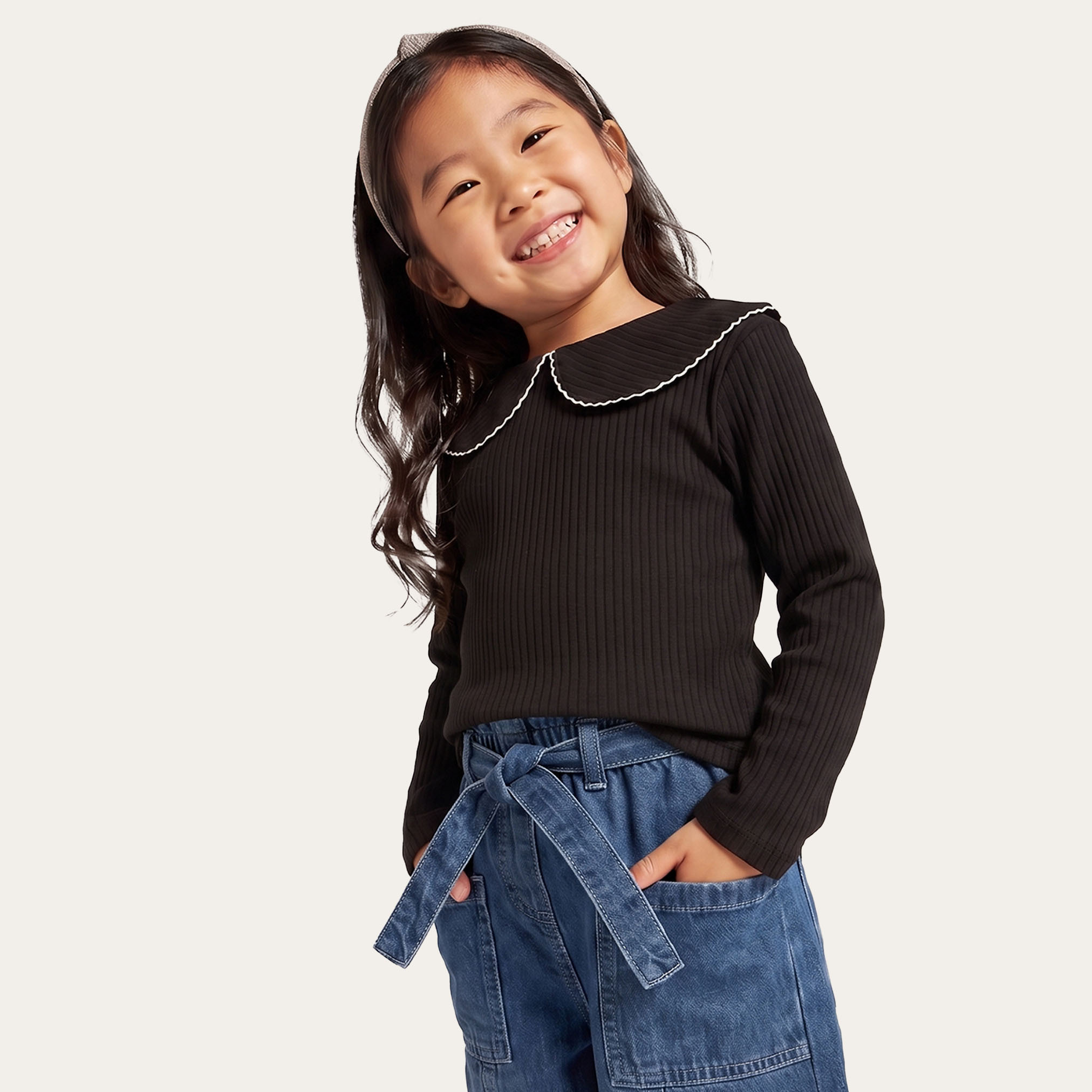 بلوزة بأكمام طويلة وياقة بيتر بان وتصميم مضلع بارز من جونيورز-girls-clothing-tshirts-image-5