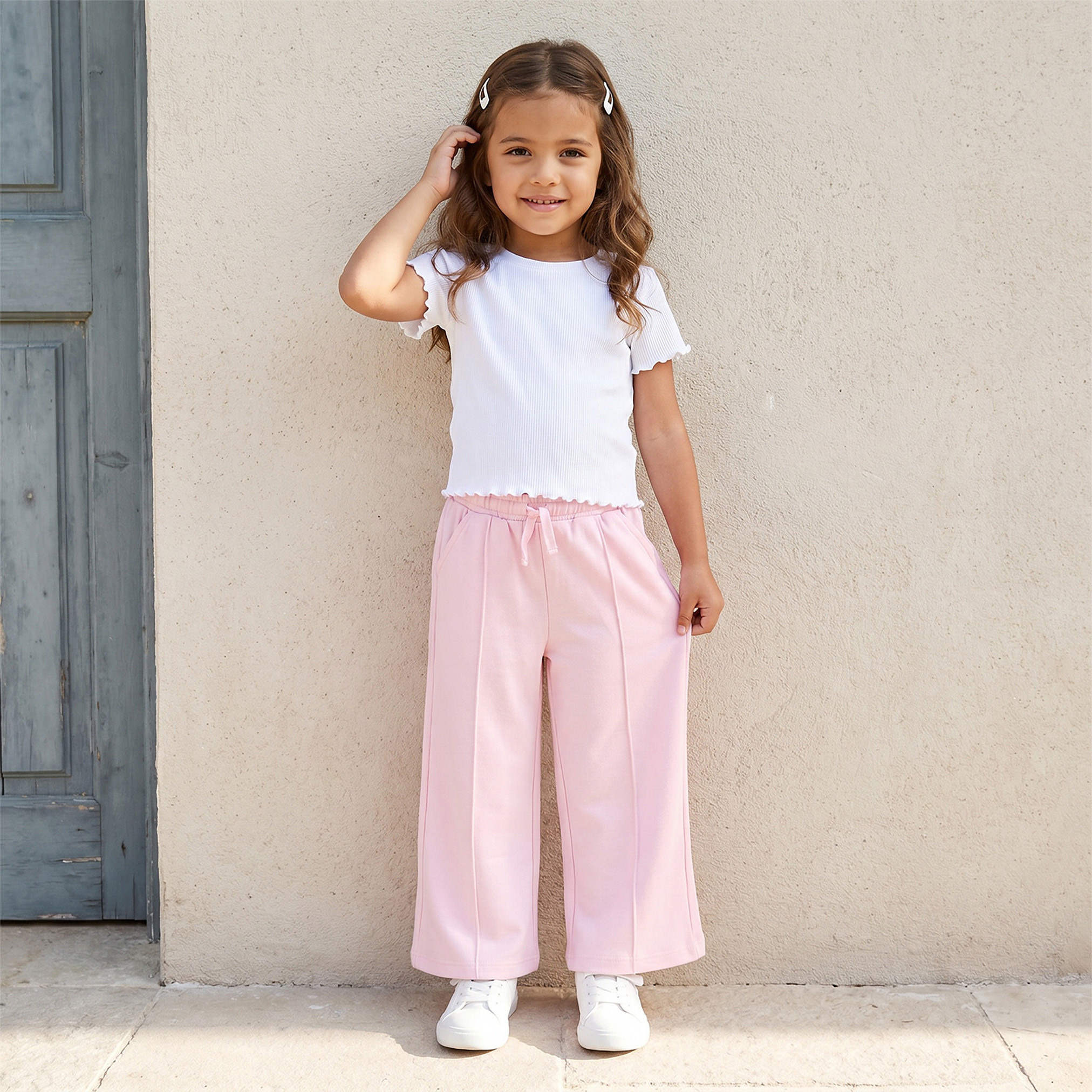 بنطلون رياضي واسع الساقين بخصر مطاطي وألواح ورباط قابل للتعديل من جونيورز-baby-girls-clothing-bottoms-joggersandtrackpants-image-2