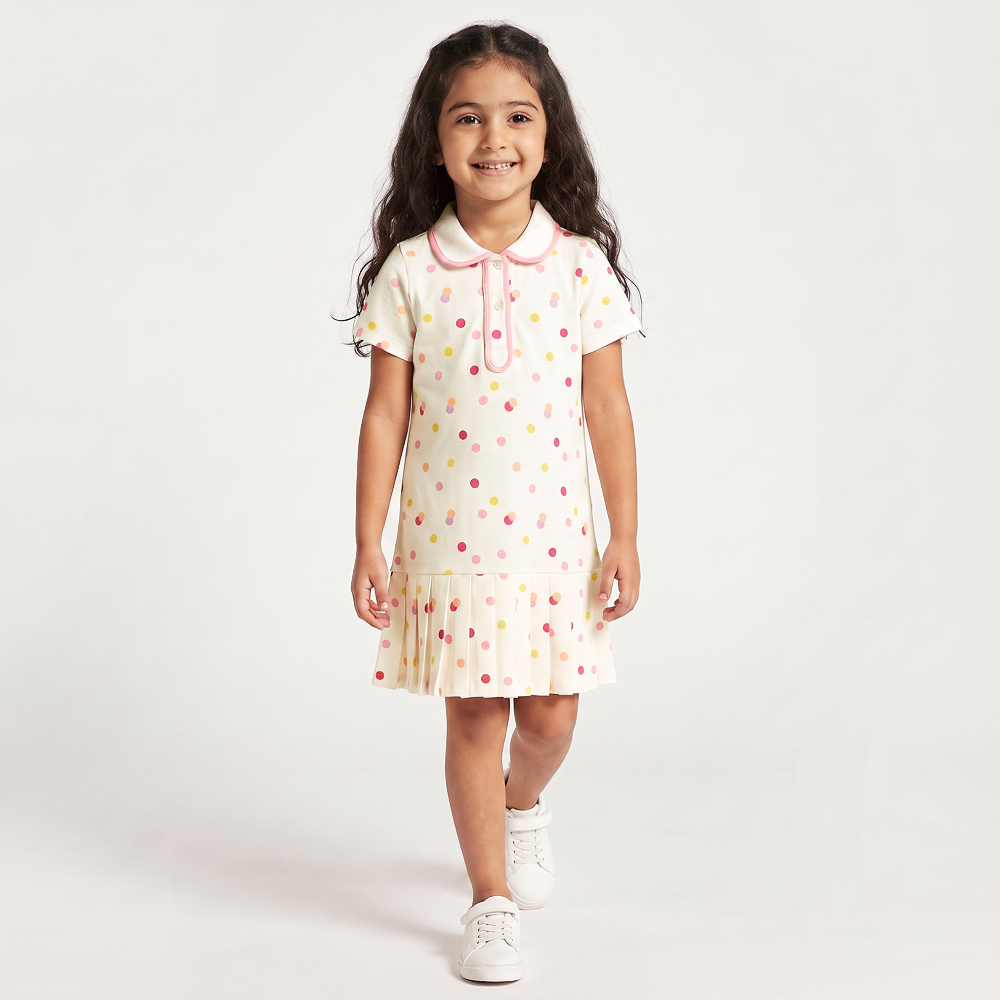 فستان بطول الركبة وياقة وأكمام قصيرة وخصر منسدل وطبعات منقطة من جونيورز-girls-clothing-dressesandjumpsuits-image-5