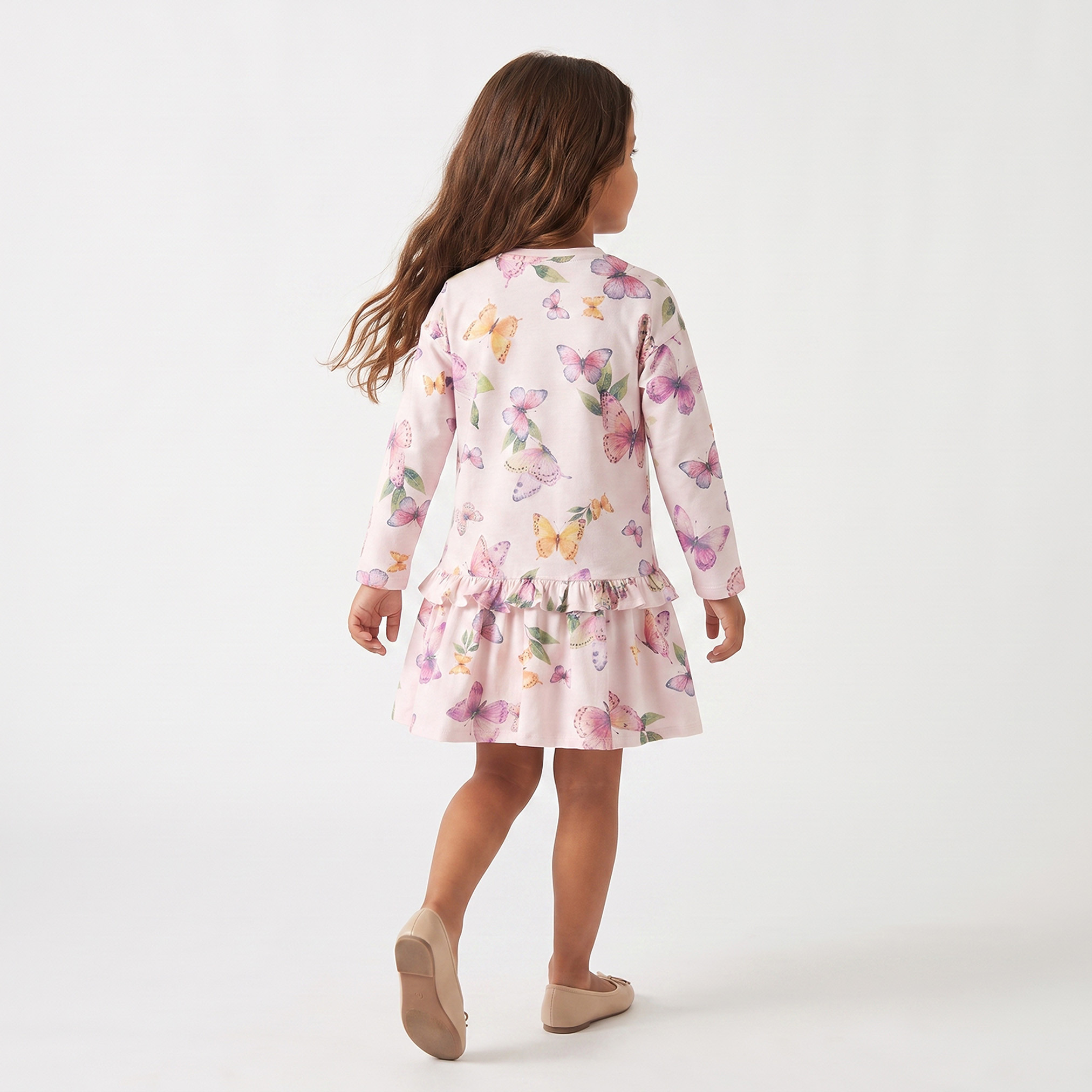فستان بطول الركبة وياقة مستديرة وأكمام طويلة وخصر منسدل وطبعات فراشة من جونيورز-girls-clothing-dressesandjumpsuits-image-2