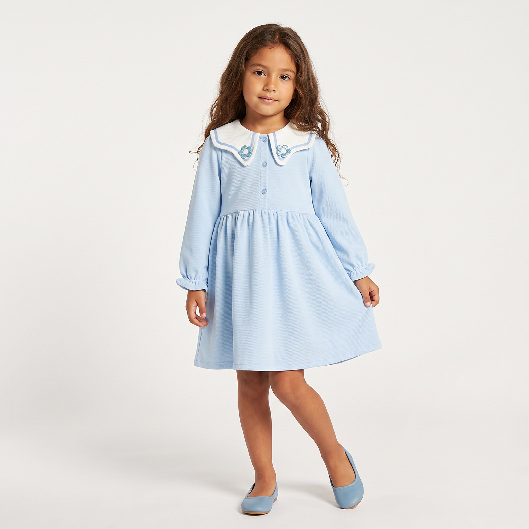 فستان بطول الركبة وأكمام طويلة وياقة بحار وزخارف زهرية من جونيورز-girls-clothing-dressesandjumpsuits-image-1