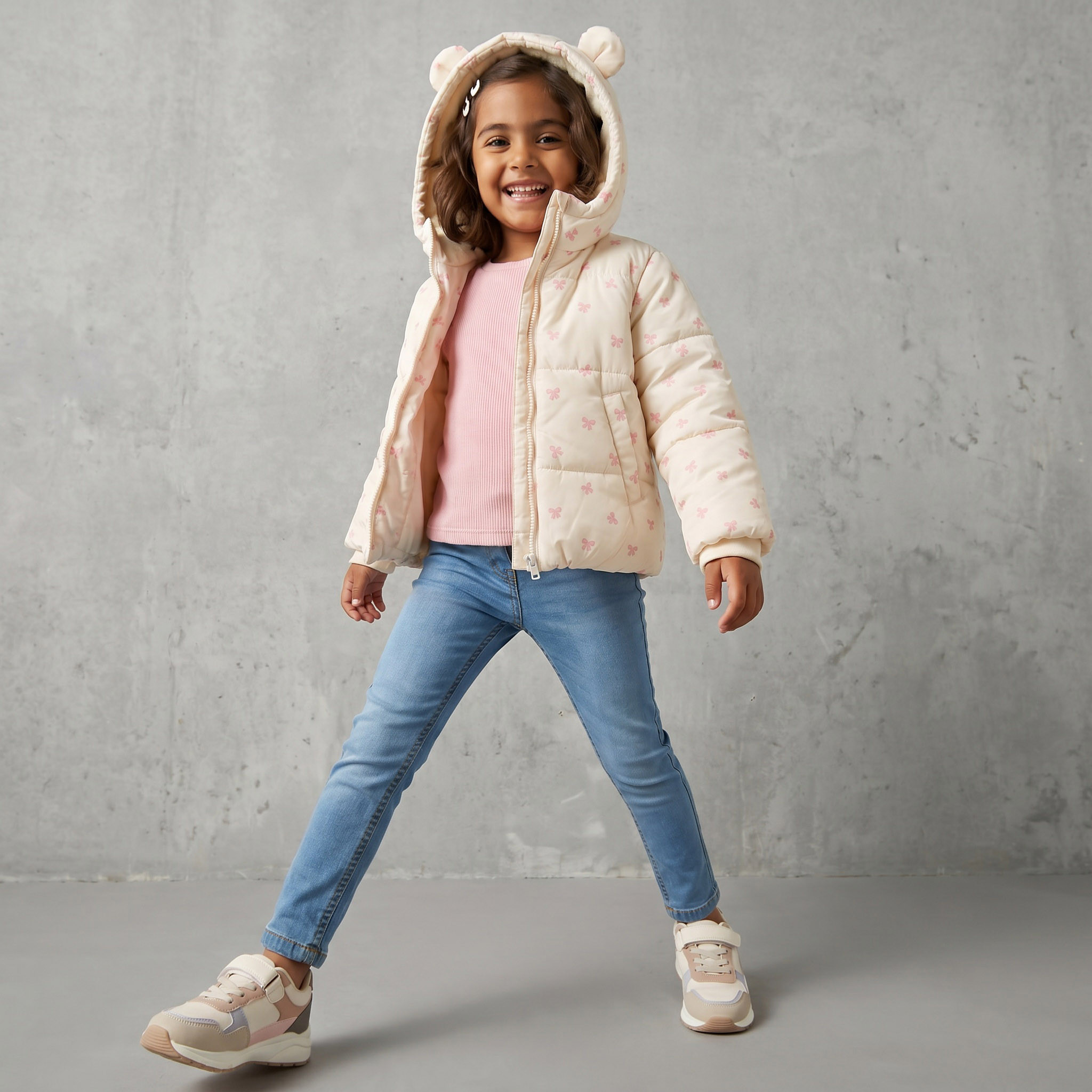 جاكيت منفوخ بطبعات فيونكة وسحاب إغلاق من جونيورز-baby-girls-clothing-winterwear-jacketsandcoats-image-7