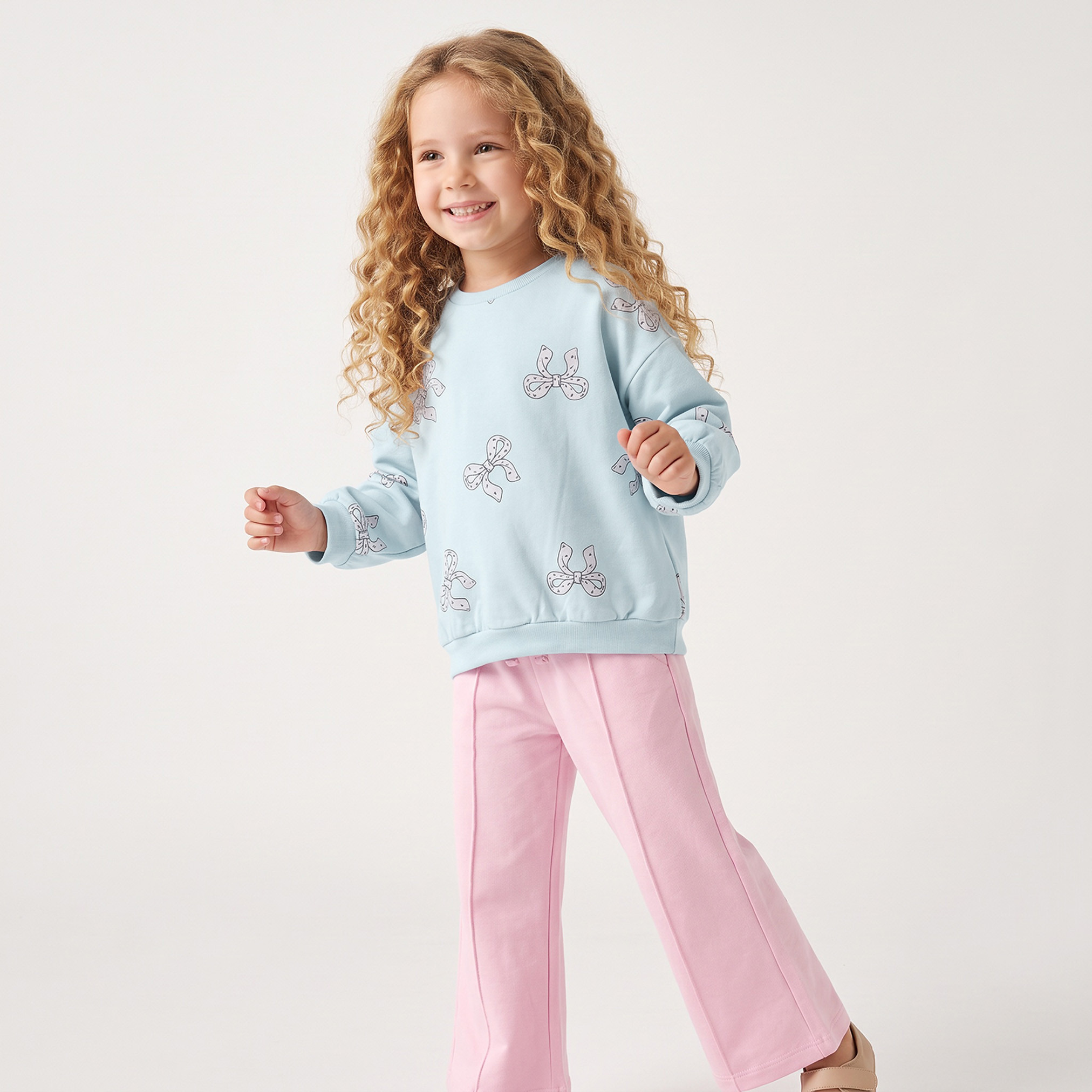 سويت شيرت قطن بأكمام طويلة وطبعات فيونكات من جونيورز-girls-clothing-sweatshirts-image-2