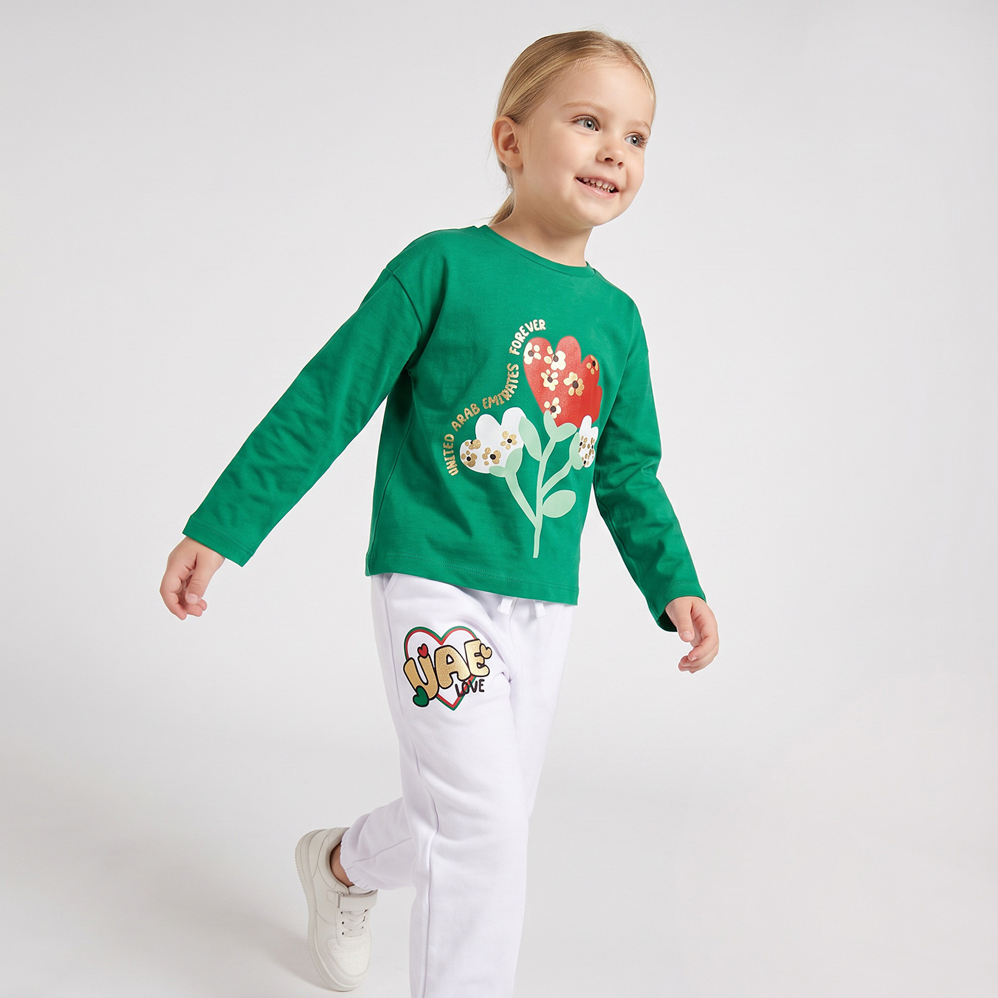 Juniors Crew Neck Long Sleeves T-shirt with UAE National Day Print-girls-clothing-tshirts-image-2