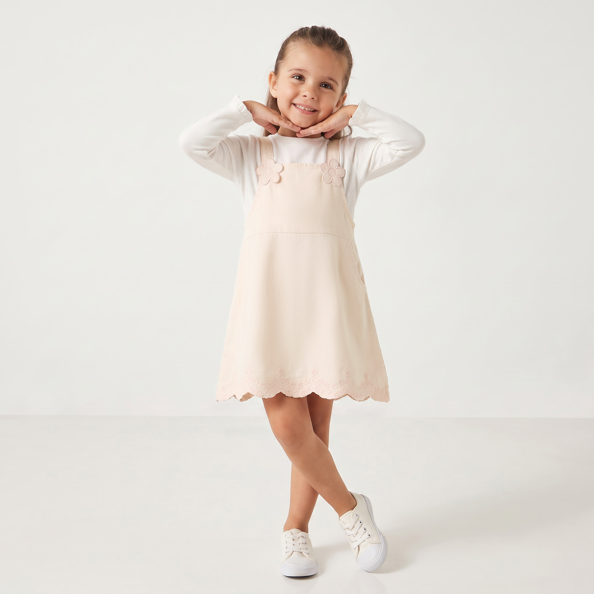 فستان مريلة بدون أكمام بياقة مربعة وبلوزة من جونيورز-girls-clothing-dressesandjumpsuits-image-5