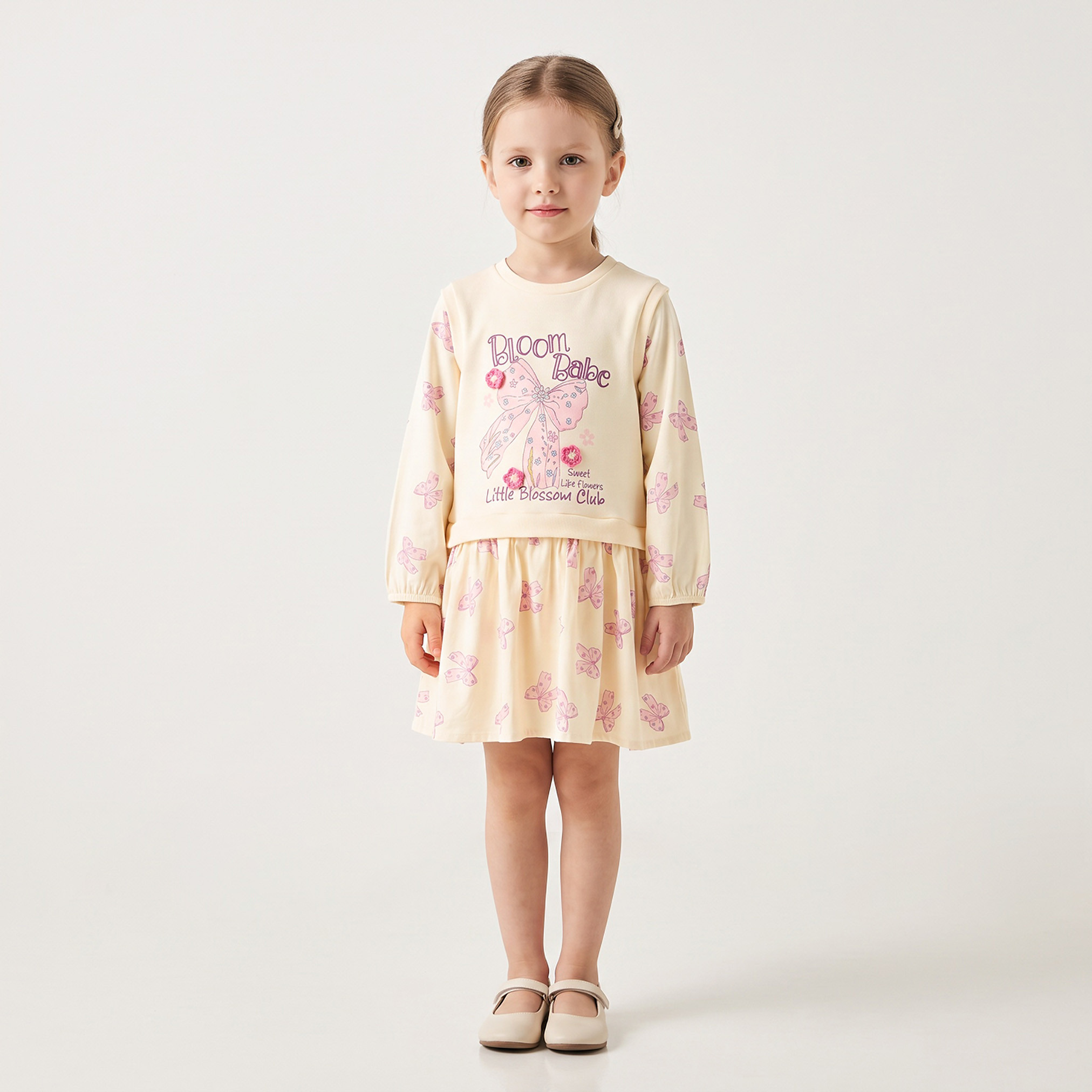 فستان بطول الركبة وأكمام طويلة وياقة مستديرة وطبعات فراشات من جونيورز-girls-clothing-dressesandjumpsuits-image-2