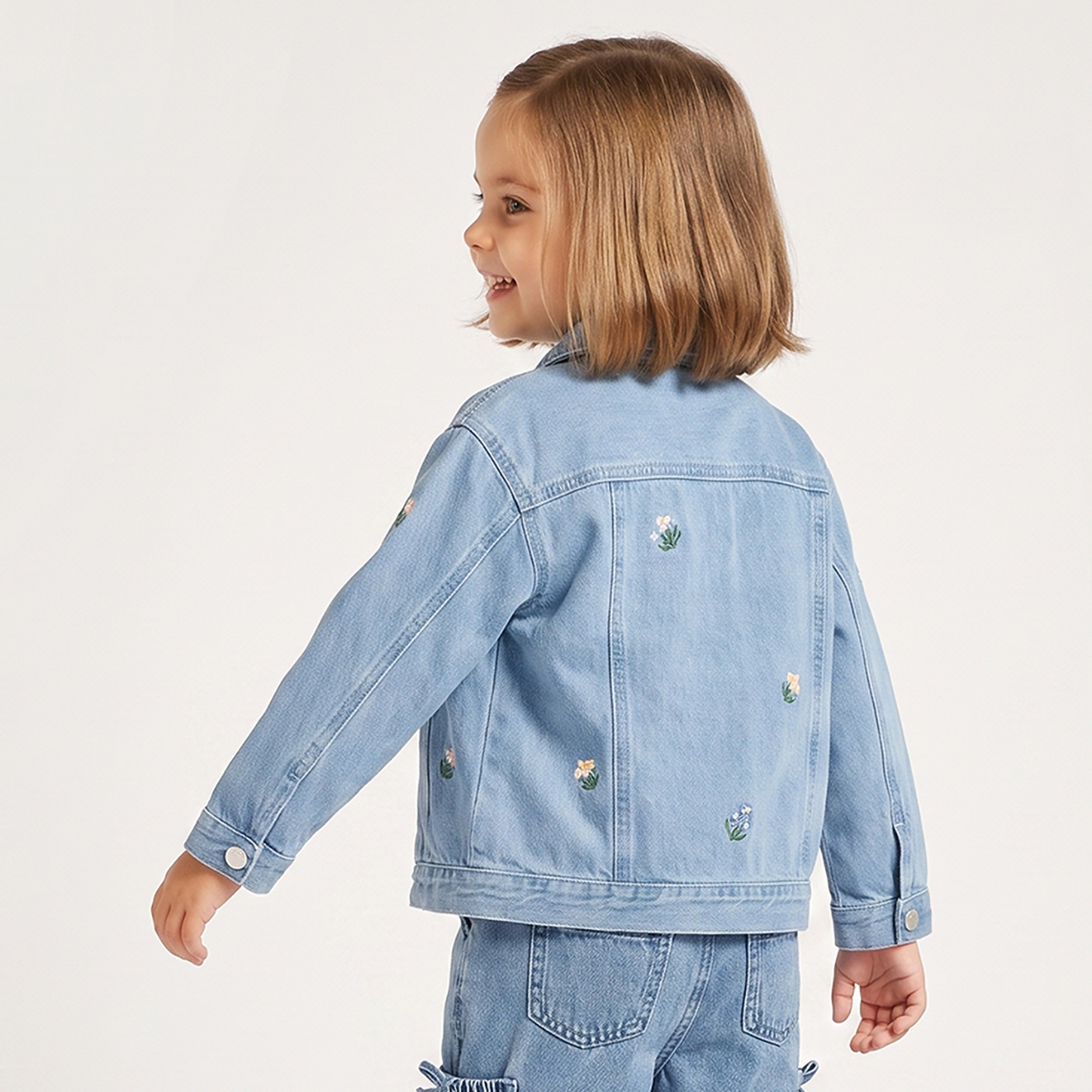 Juniors Floral Embroidery Denim Jacket with Button Closure-baby-girls-clothing-winterwear-jacketsandcoats-image-3