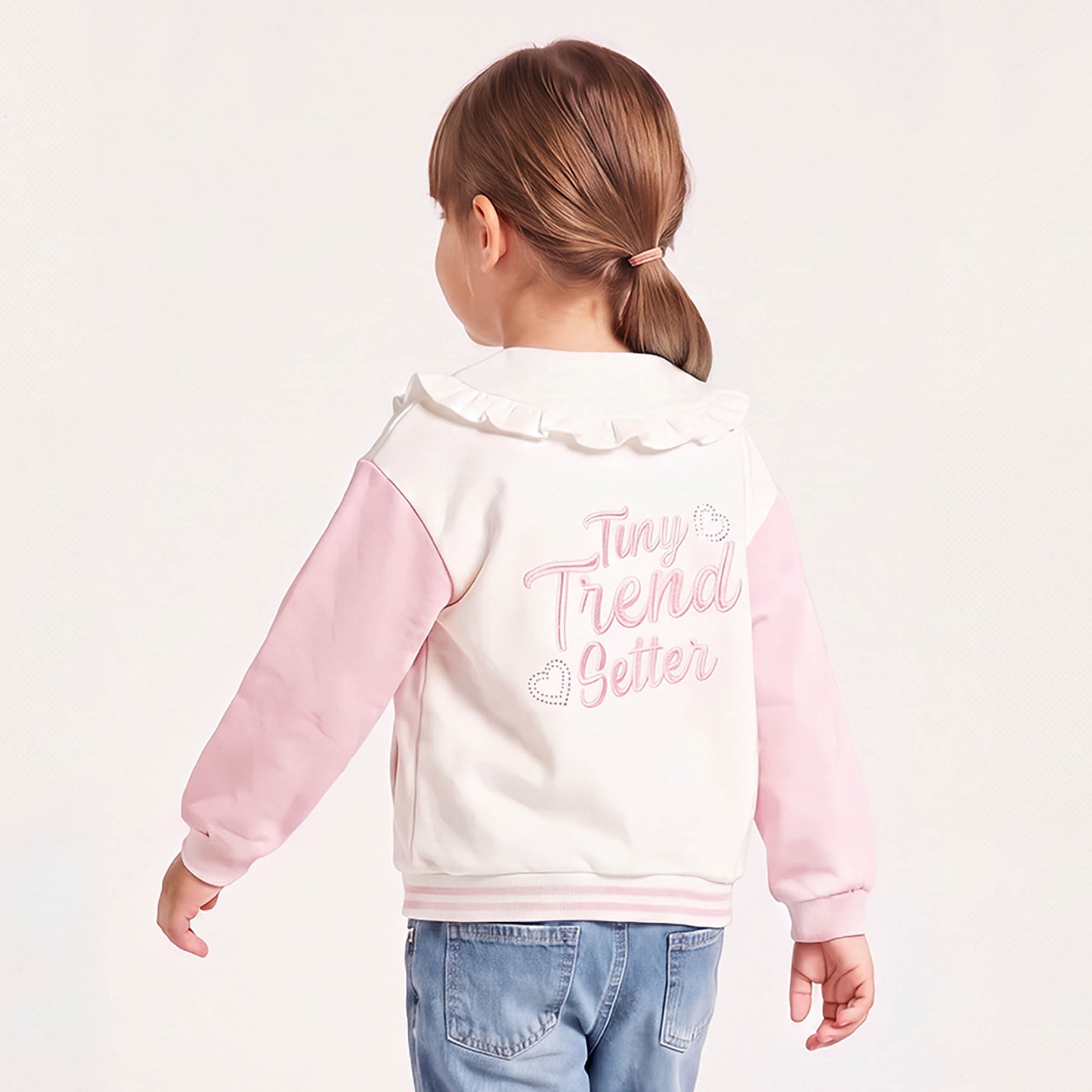 جاكيت بومبر بياقة طويلة وأكمام طويلة مطرز بشعار من جونيورز-baby-girls-clothing-winterwear-jacketsandcoats-image-3