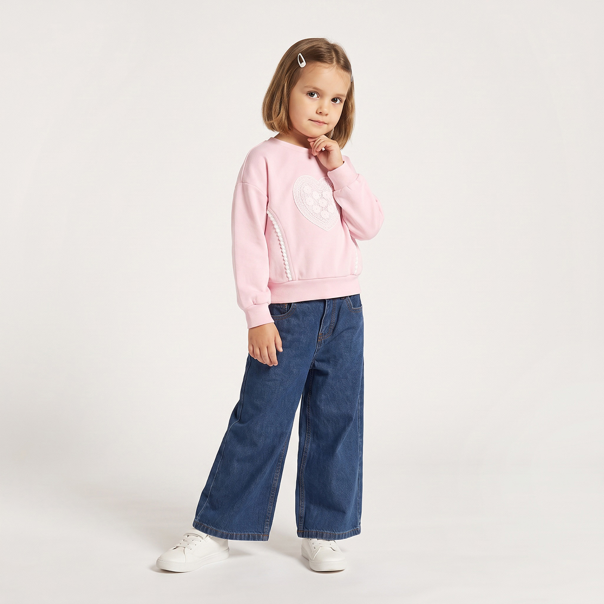 سويت شيرت بأكمام طويلة وتزيينات قلب دانتيل من جونيورز-girls-clothing-sweatshirts-image-4