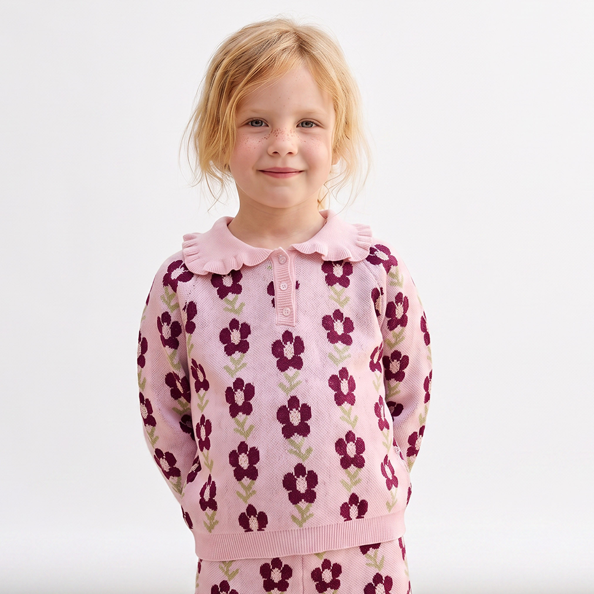 طقم تيشيرت بياقة وأكمام طويلة وبنطلون رياضي بطبعة زهور من جونيورز-baby-girls-clothing-setsandcoords-image-3