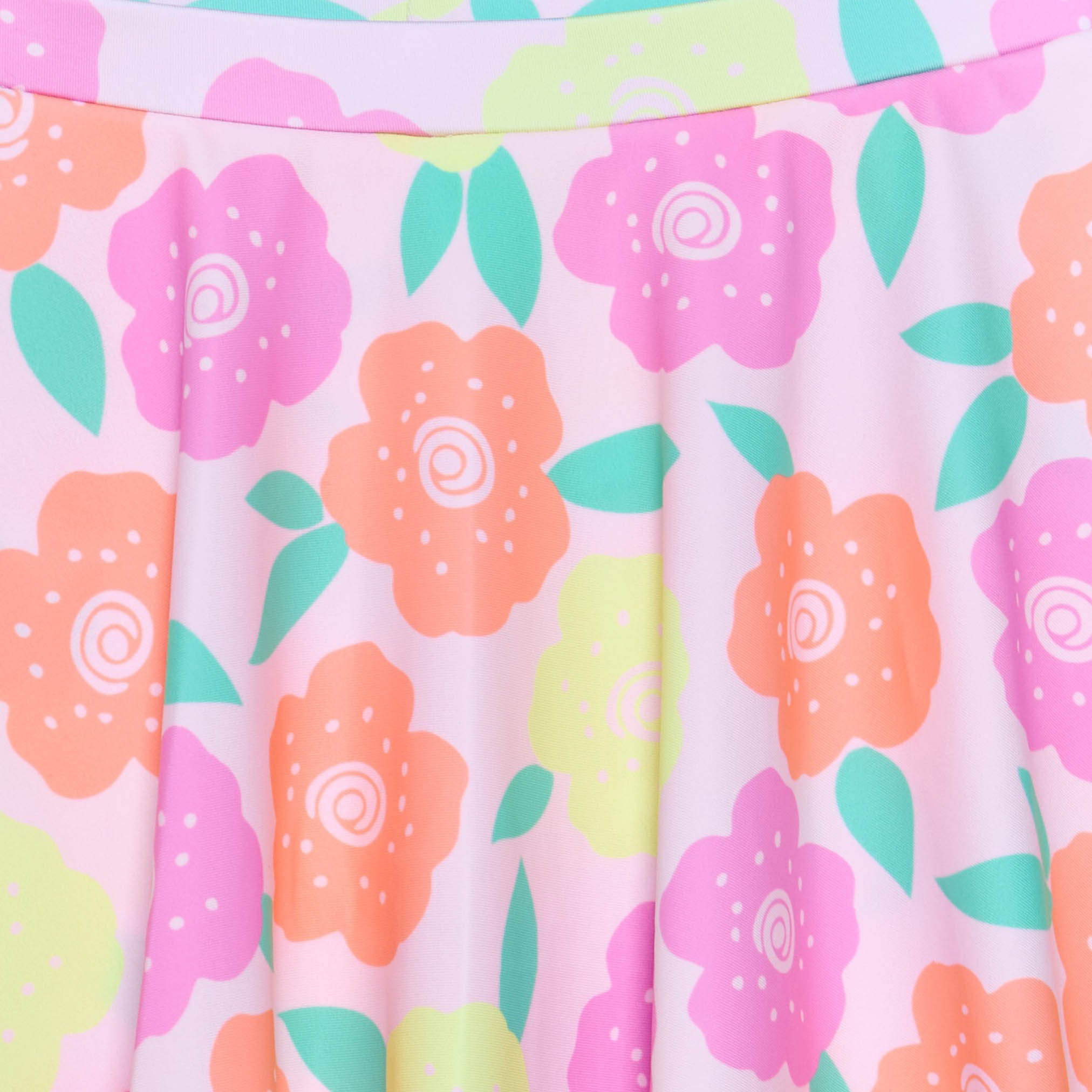طقم سباحة بأكمام قصيرة ورقبة مستديرة وطبعات زهرية من جونيورز-baby-girls-clothing-swimwear-image-6