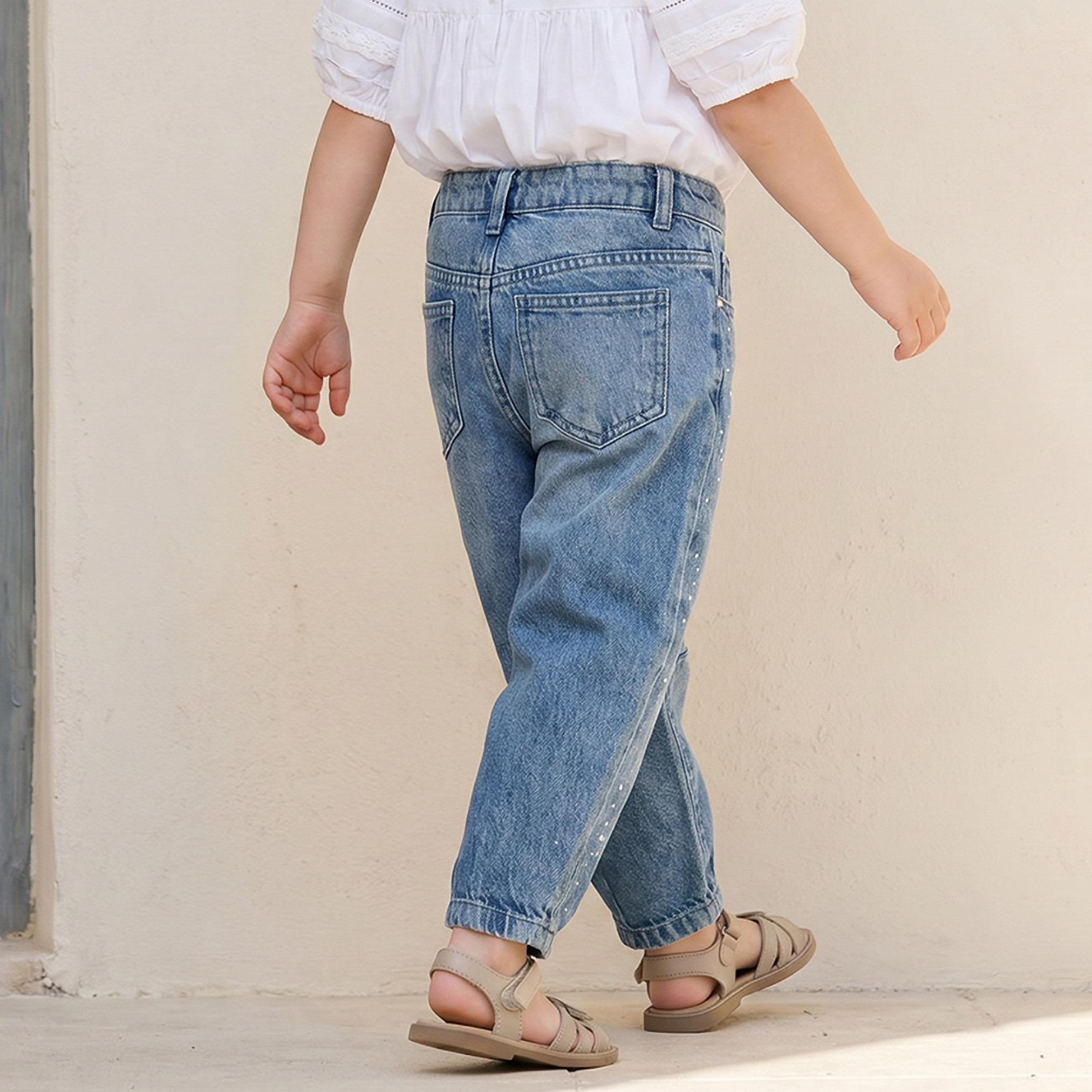بنطلون جينز بتفاصيل تطريز وزر إغلاق من جونيورز-girls-clothing-bottoms-jeansandjeggings-image-3