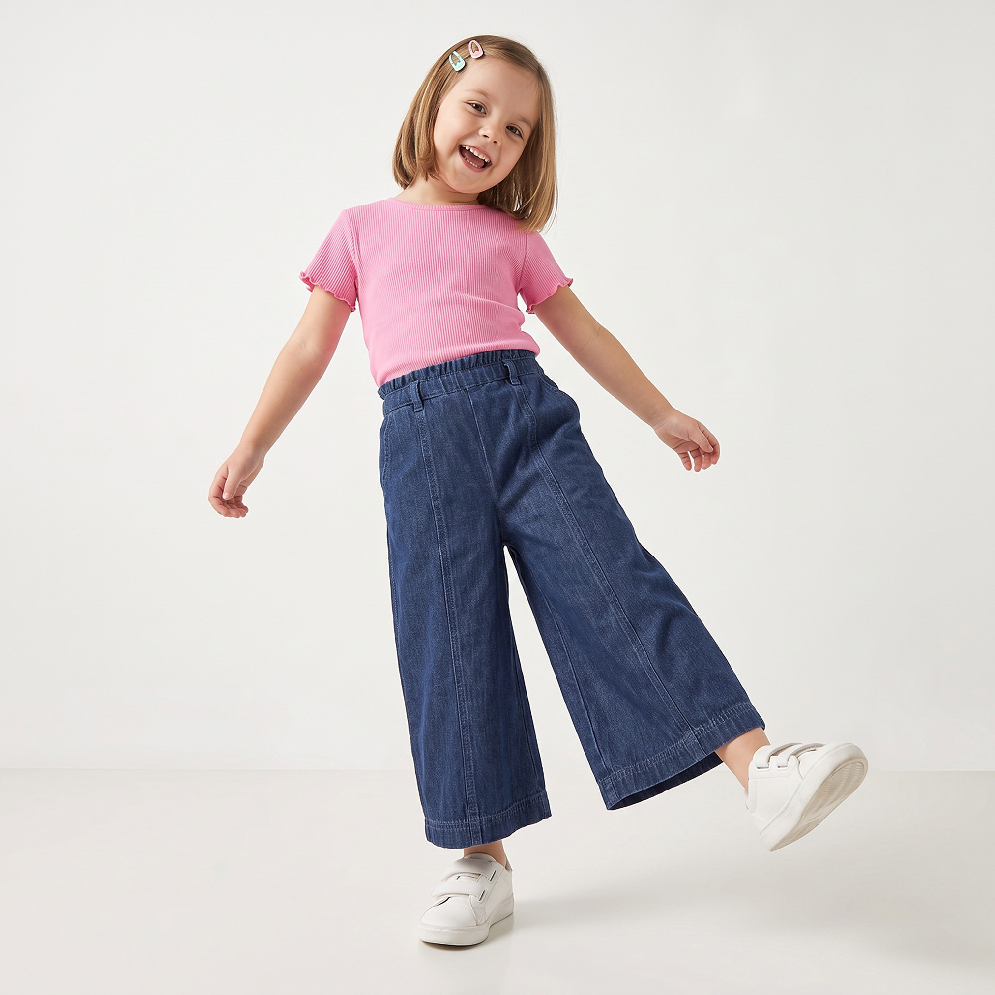 بنطلون جينز قطن واسع الساقين بخصر مطاطي من جونيورز-baby-girls-clothing-bottoms-jeans-image-2
