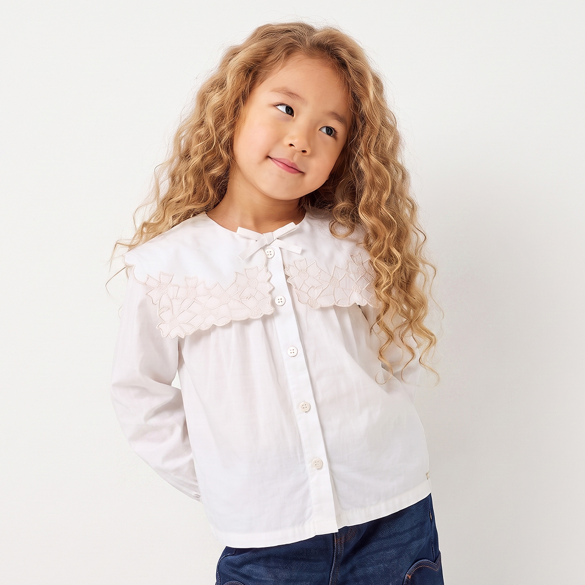 بلوزة بياقة بحّار وأكمام طويلة مع تفاصيل تطريز من إيليجو-girls-clothing-blousesandshirts-image-1