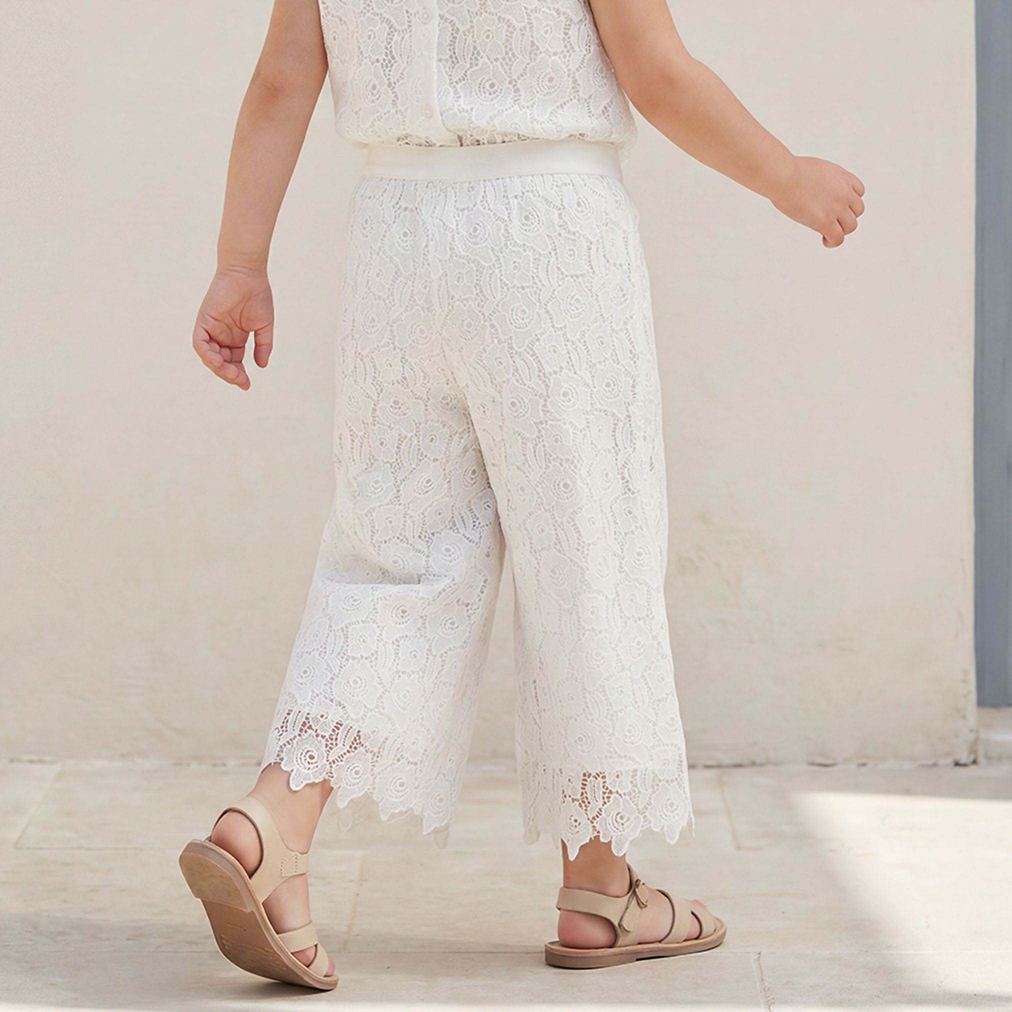 بنطال واسع الساق بتطريز دانتيل وخصر مطاطي من إليجو-girls-clothing-bottoms-trousers-image-3