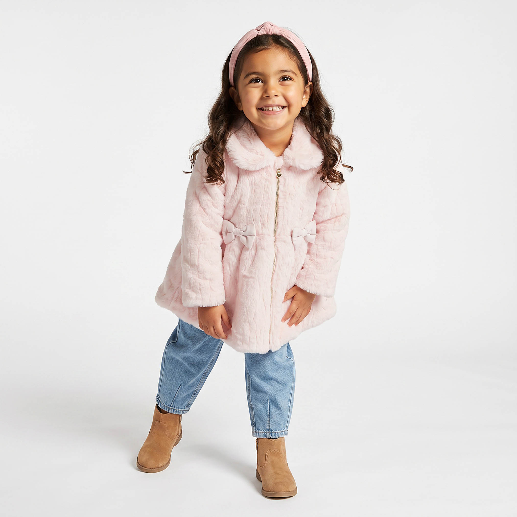 جاكيت بياقة بيتر بان وأكمام طويلة وفيونكة من إليجو-baby-girls-clothing-winterwear-jacketsandcoats-image-2