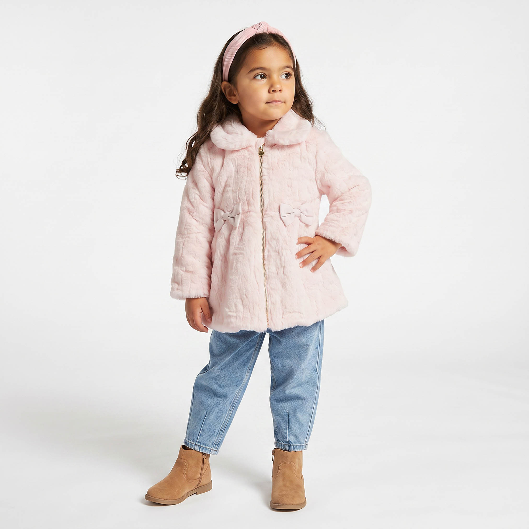 جاكيت بياقة بيتر بان وأكمام طويلة وفيونكة من إليجو-baby-girls-clothing-winterwear-jacketsandcoats-image-5