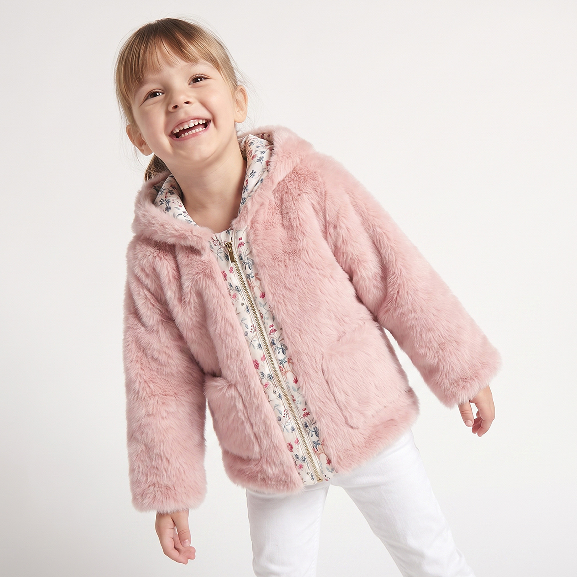 جاكيت من الفرو الصناعي بقبعة وسحاب إغلاق من إليجو-baby-girls-clothing-jacketsandcoats-image-5