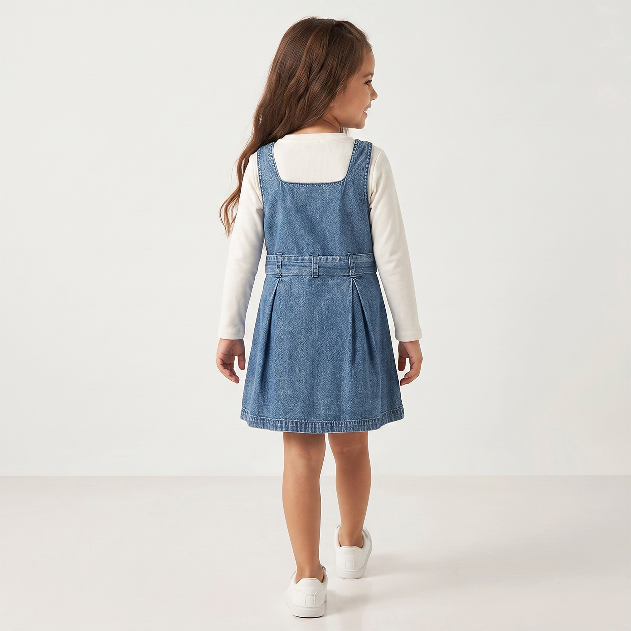 فستان بينافور جينز بياقة مربعة وبدون أكمام بطول الركبة مع تيشيرت من لي كوبر-girls-clothing-dressesandjumpsuits-image-2