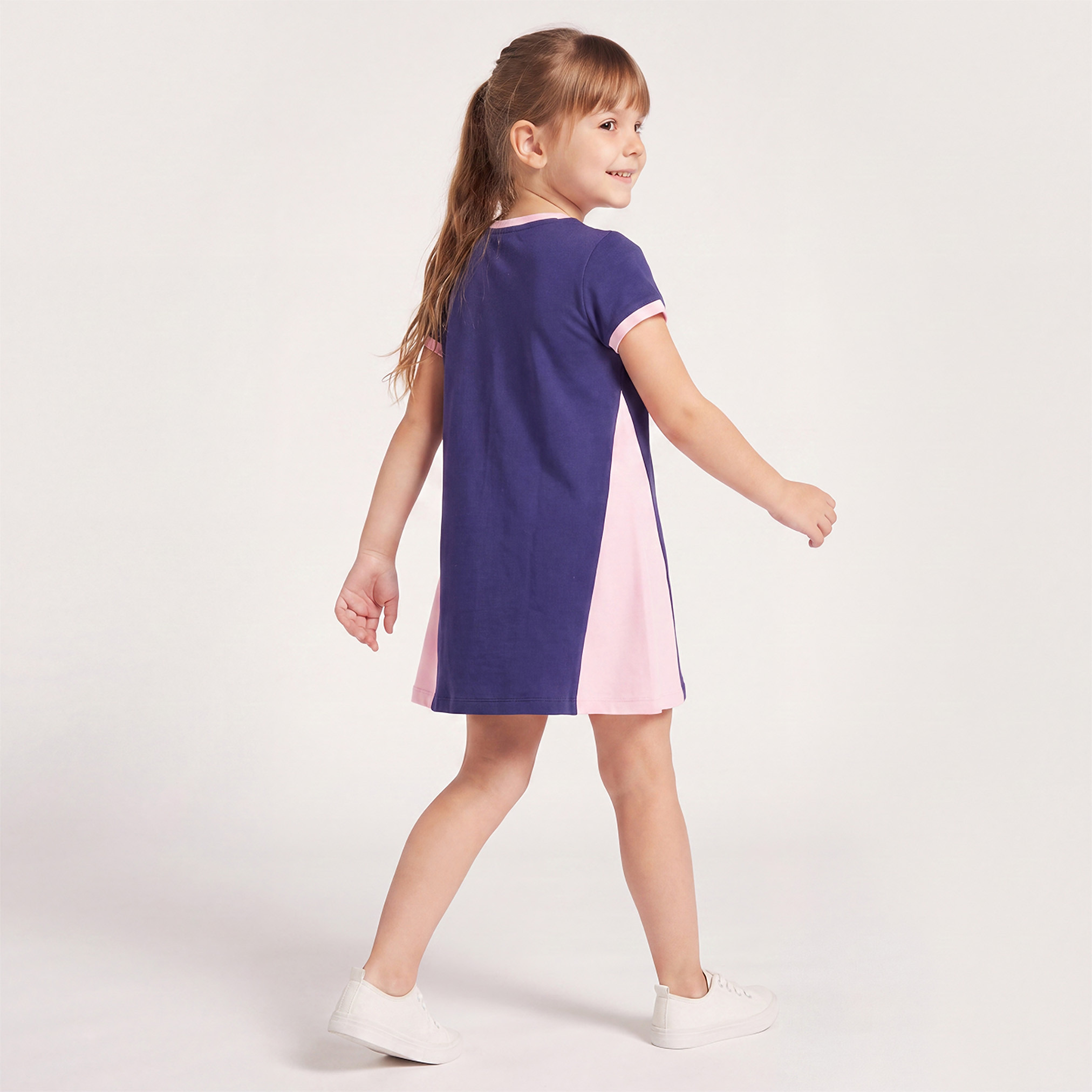 فستان بقصة A بطول الركبة بياقة مستديرة وأكمام قصيرة بطبعة سينامورول وماي ميلودي من سانريو-girls-clothing-dressesandjumpsuits-image-2