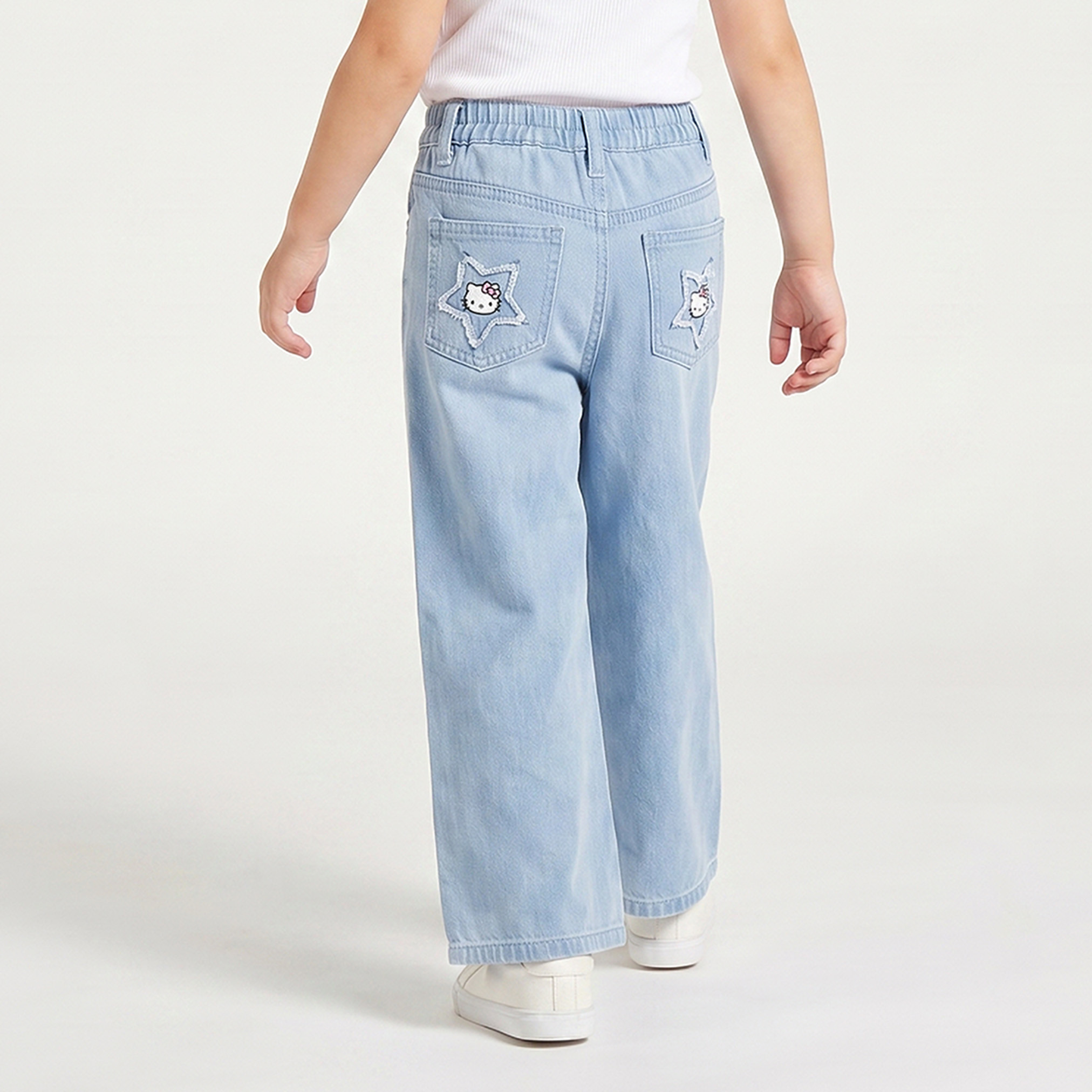 بنطلون جينز واسع الساقين بتطريز هيلو كيتي من سانريو-baby-girls-clothing-bottoms-jeans-image-3