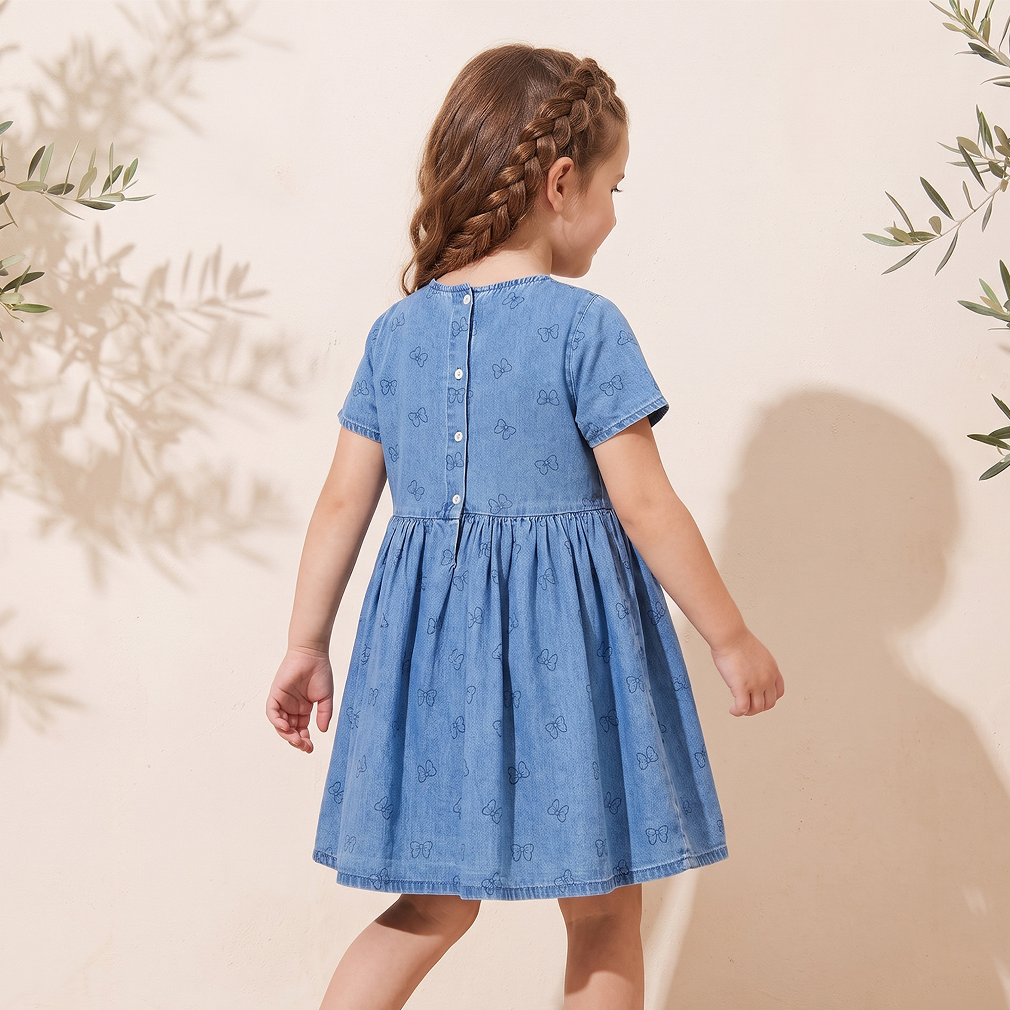 Disney Round Neck Short Sleeves Knee Length Dress with Minnie Mouse Applique-girls-clothing-dressesandjumpsuits-image-2