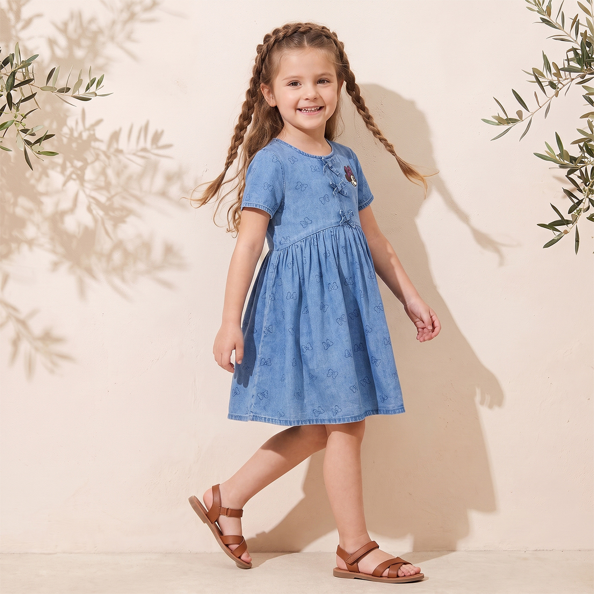 Disney Round Neck Short Sleeves Knee Length Dress with Minnie Mouse Applique-girls-clothing-dressesandjumpsuits-image-4