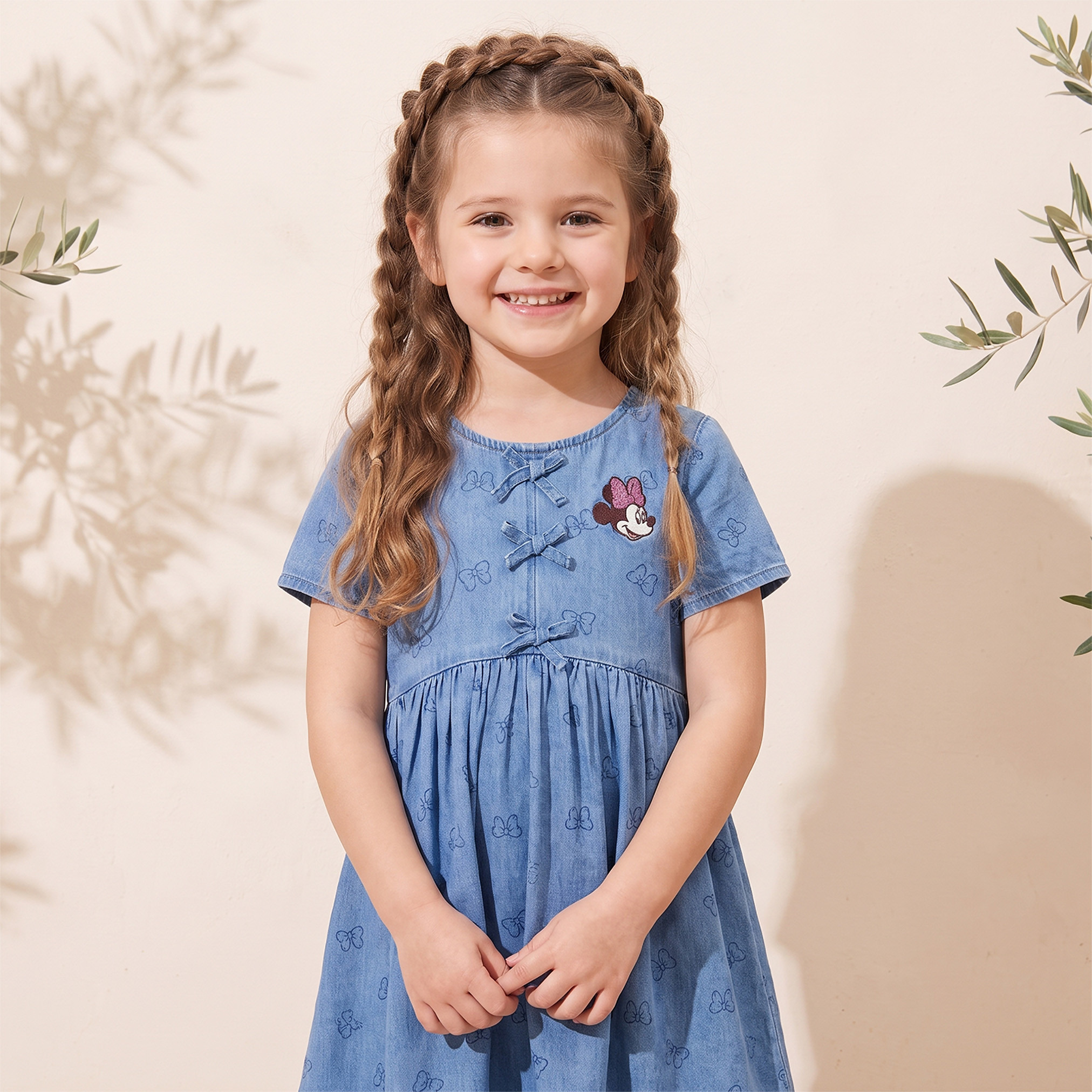 Disney Round Neck Short Sleeves Knee Length Dress with Minnie Mouse Applique-girls-clothing-dressesandjumpsuits-image-6