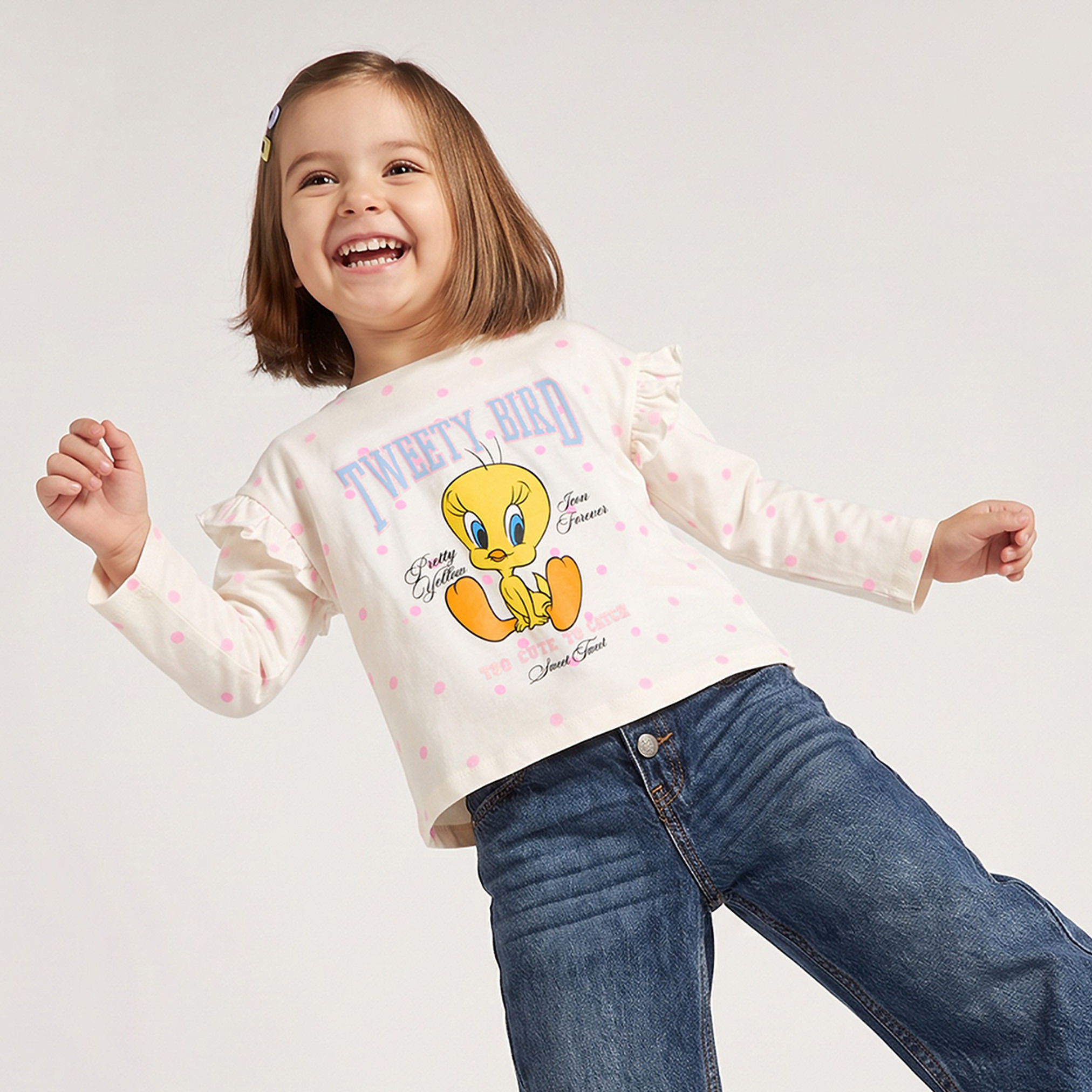 تيشيرت بياقة ضيقة وأكمام طويلة وطبعات تويتي-girls-clothing-tshirts-image-1